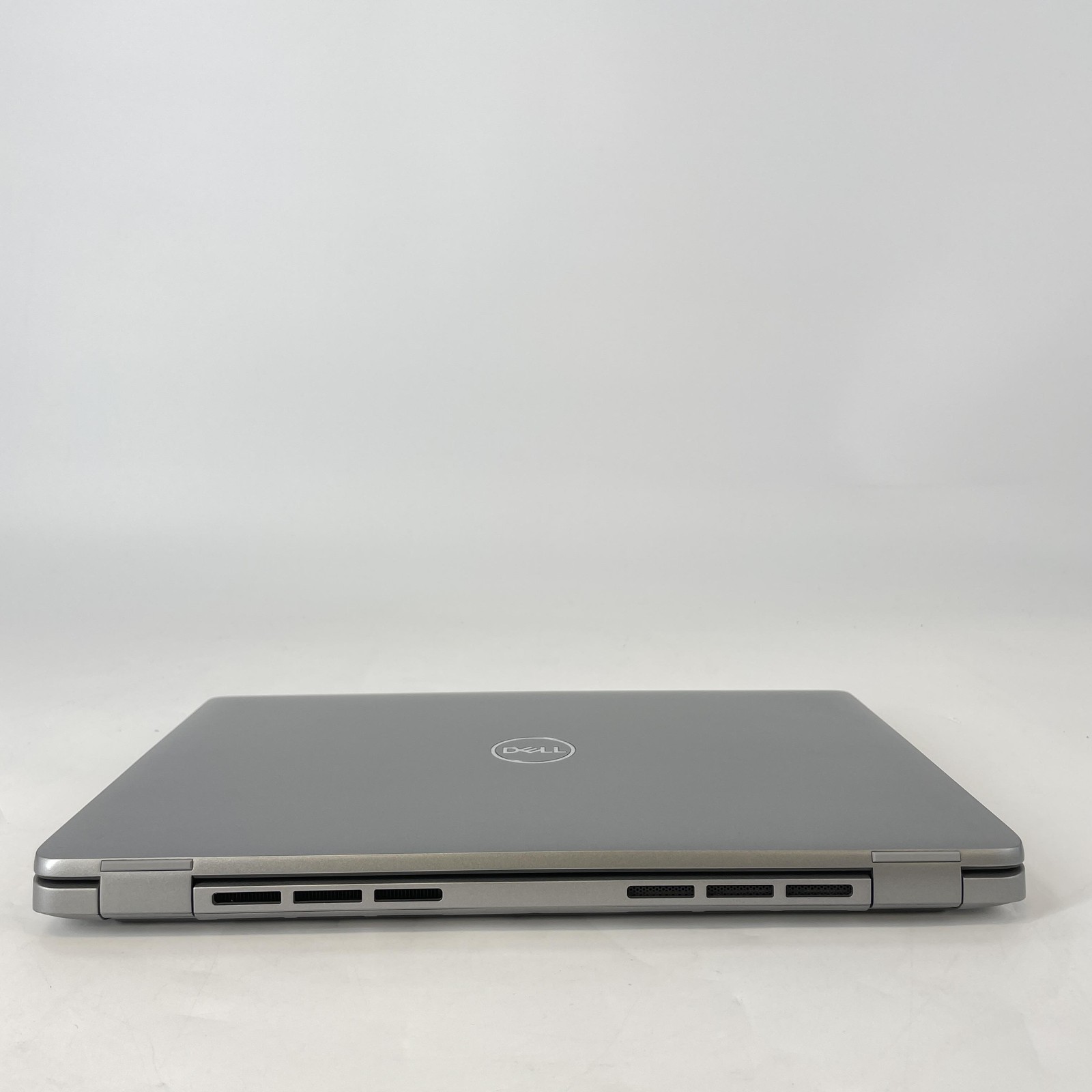 Dell Latitude 5450 14 Gray FHD 3.8 GHz Ultra 7 165H 32GB 512GB SSD Excellent