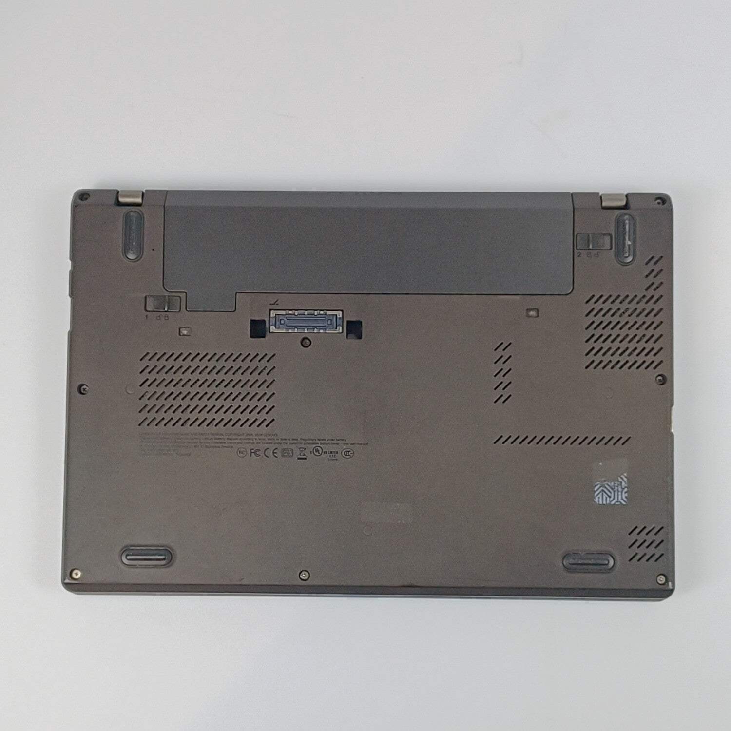 Broken Lenovo Thinkpad x250 TP00048A 12.5″ i5-5300u 2.3GHz 8GB RAM Read
