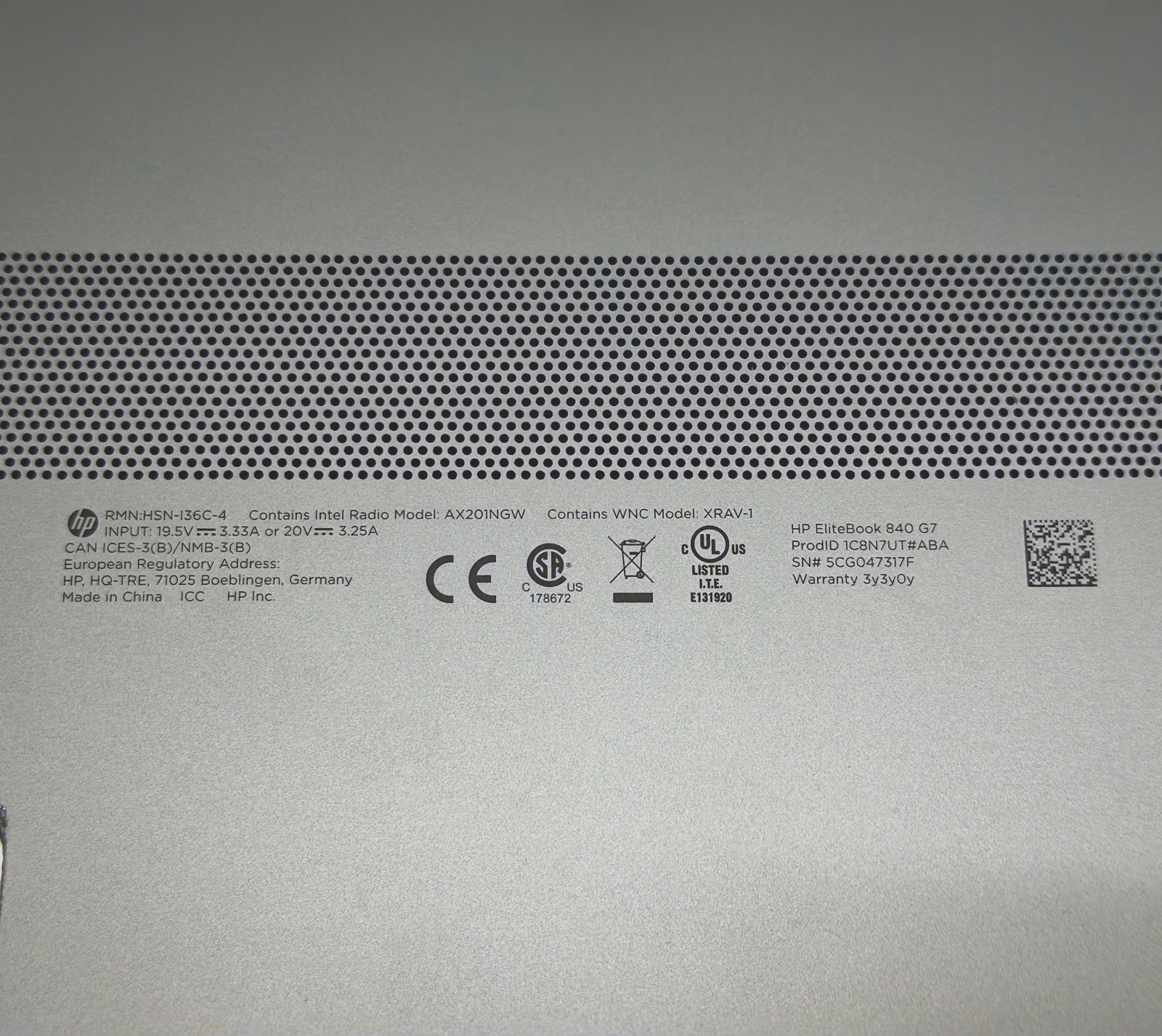 HP EliteBook 840 G7 i7-10510U 4c 8t NO RAM OR STORAGE CRACKED DISPLAY