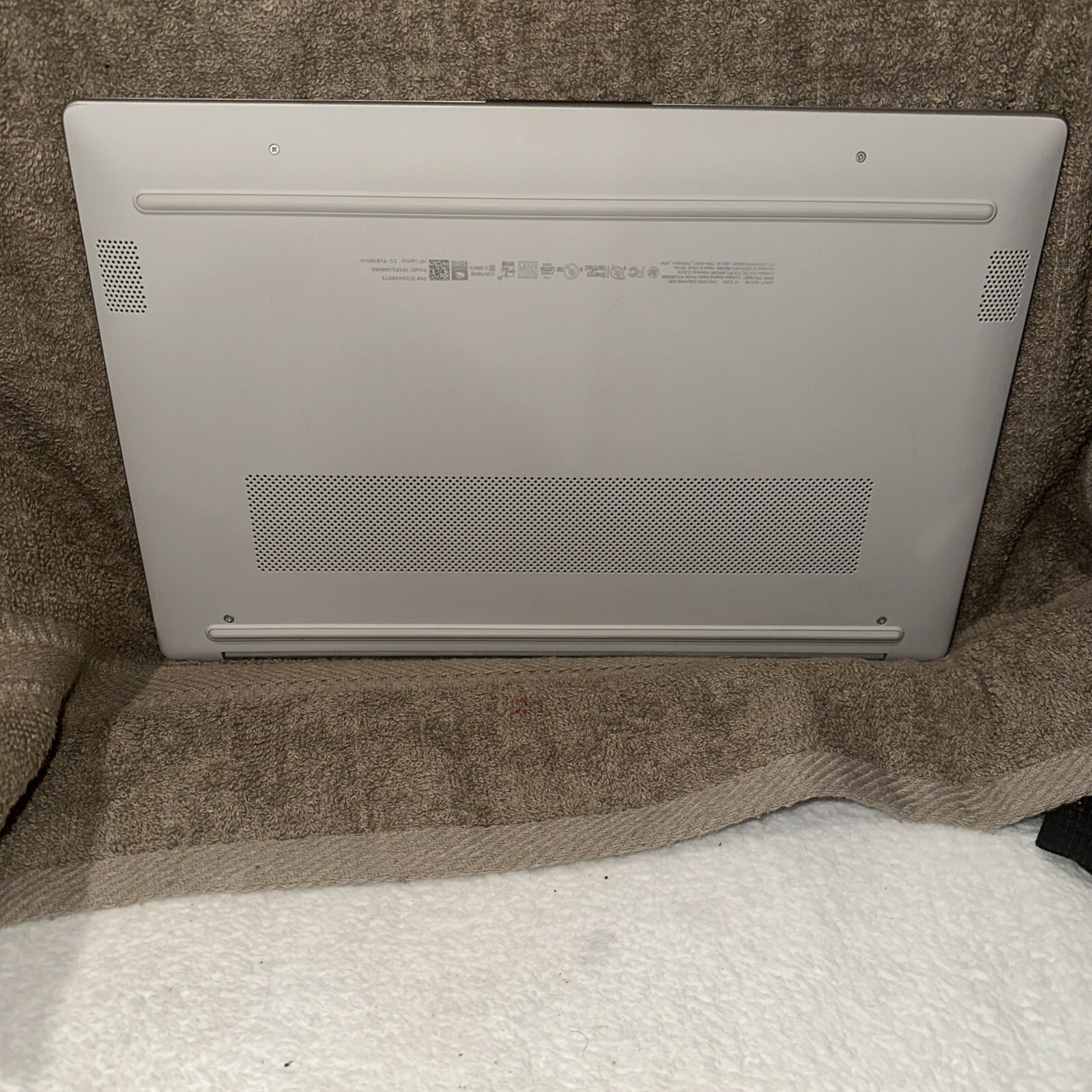HP Laptop 15-fc0305nr7K5R1UA
