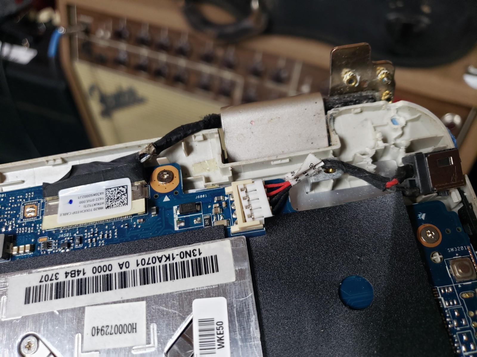 Toshiba Satellite Radius 11 L15W-B1302 Laptop damaged and dirty for parts