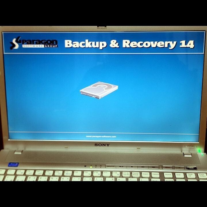 SONY VAIO VPCF118FJ/W White Intel Core i5/4GB/500GB/Windows10 Home d03