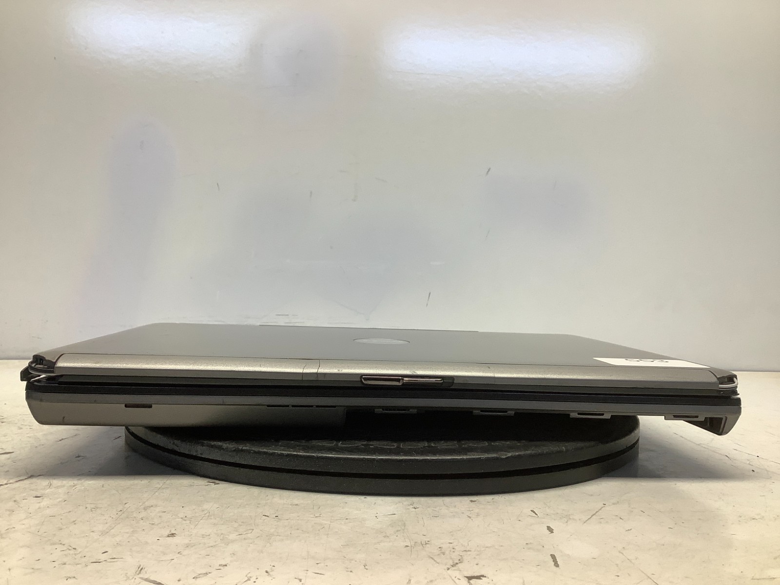 Dell Latitude D620 Intel Core 2 Duo 06F2 1.66GHz 4 GB 500 GB WIN XP NO BAT