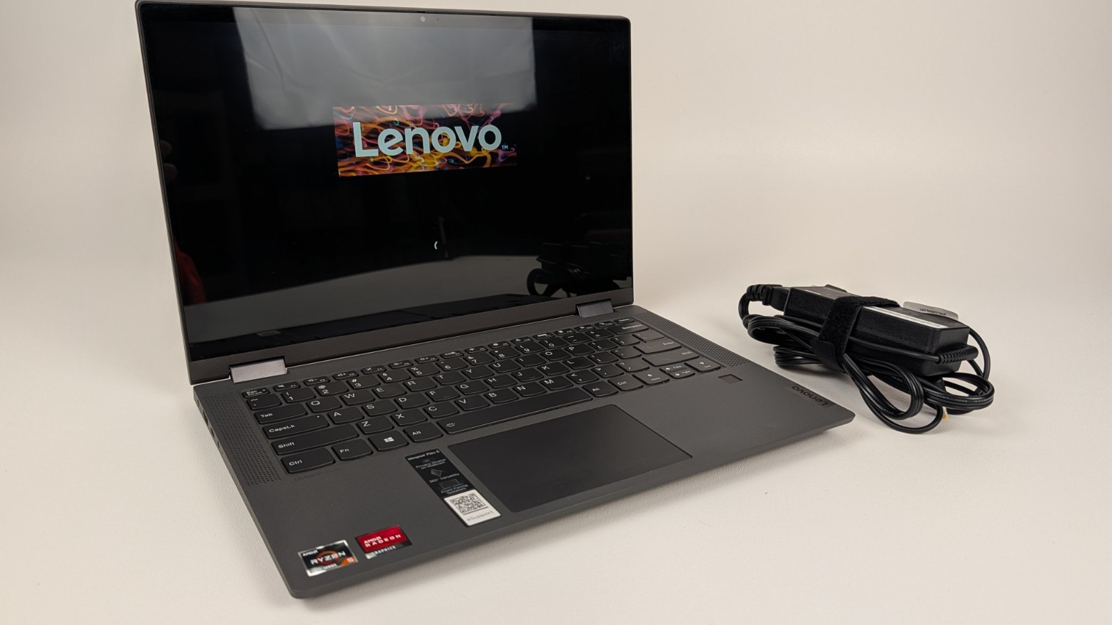 Lenovo IdeaPad Flex 5 81X2 14.0 Ryzen 5 4500U 2.8GHz 8GB RAM 512GB SSD