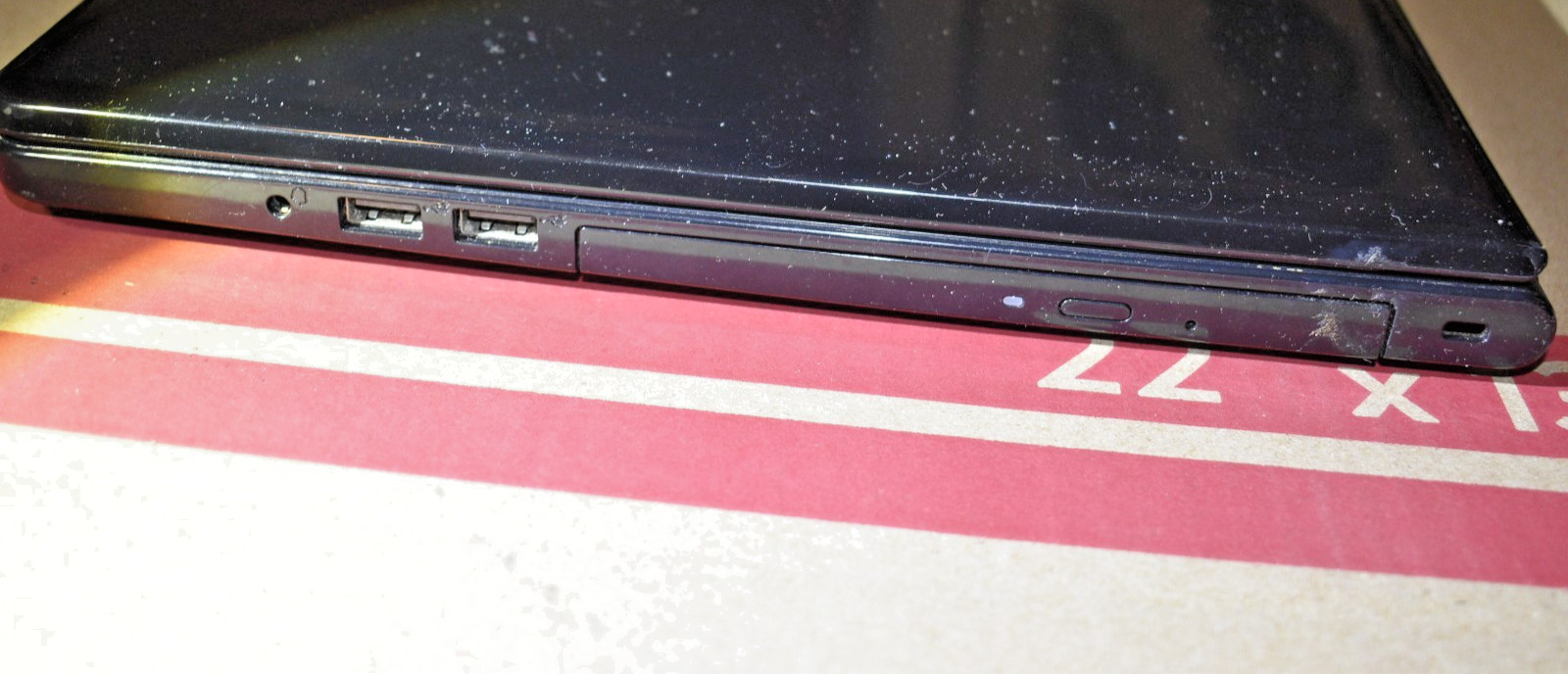 Dell P51F Laptop Intel i3-4030U @1.9Hz, 1 TB HDD, 8 GB RAM, WINDOWS 10, DVD