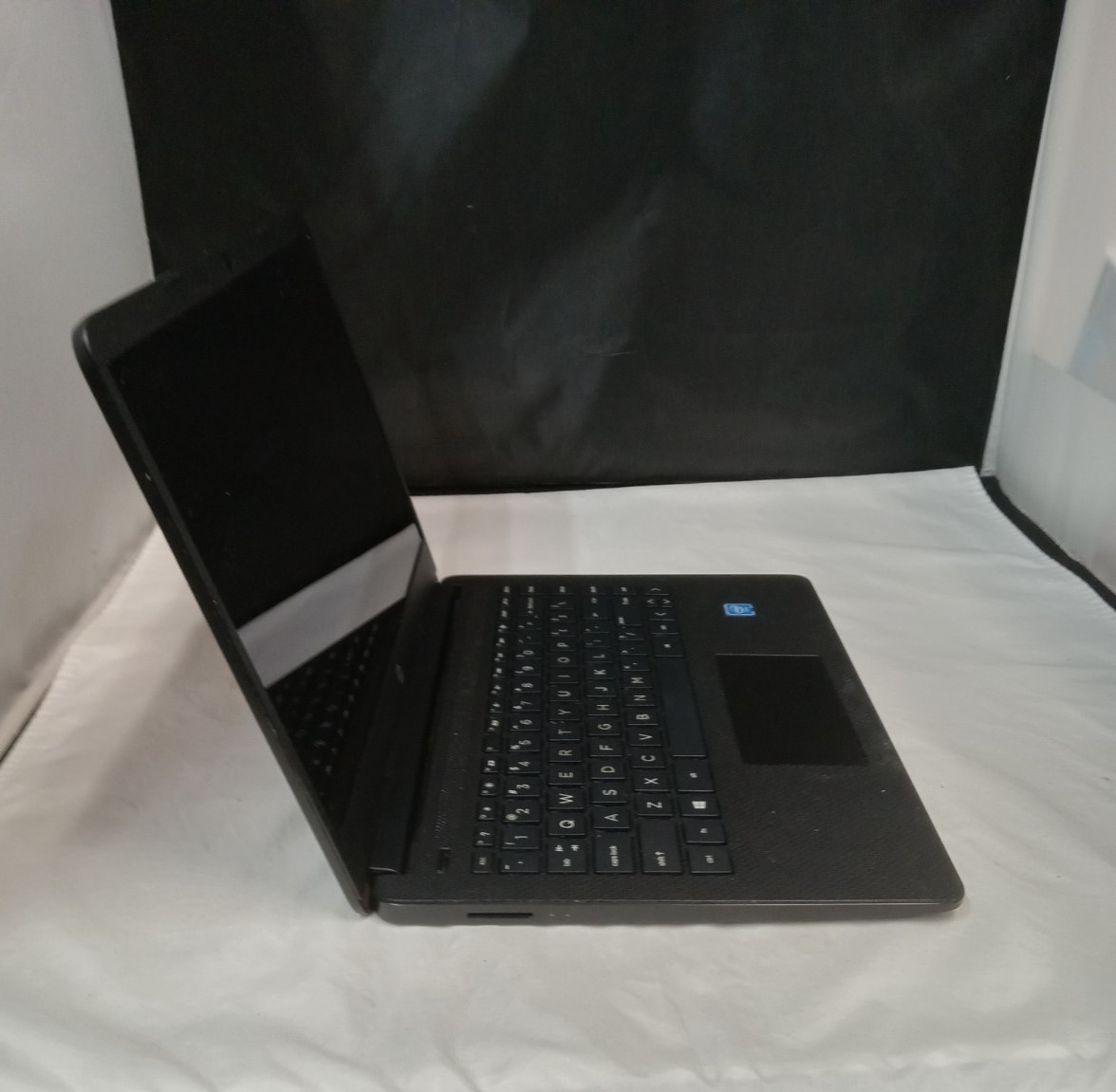 HP Laptop 14-DQ0XXX 14″ Windows 11 Celeron N4020 1.1GHz 4GB RAM 58 GB Storage