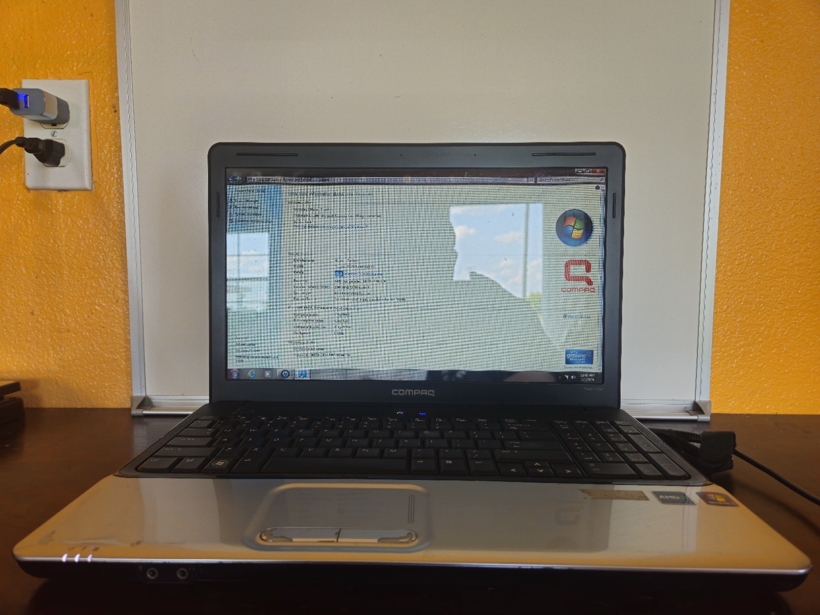 HP Compaq Presario CQ61 AMD Athlon II Dual-Core 4GB Ram 2.0GB HDD W7HomeP