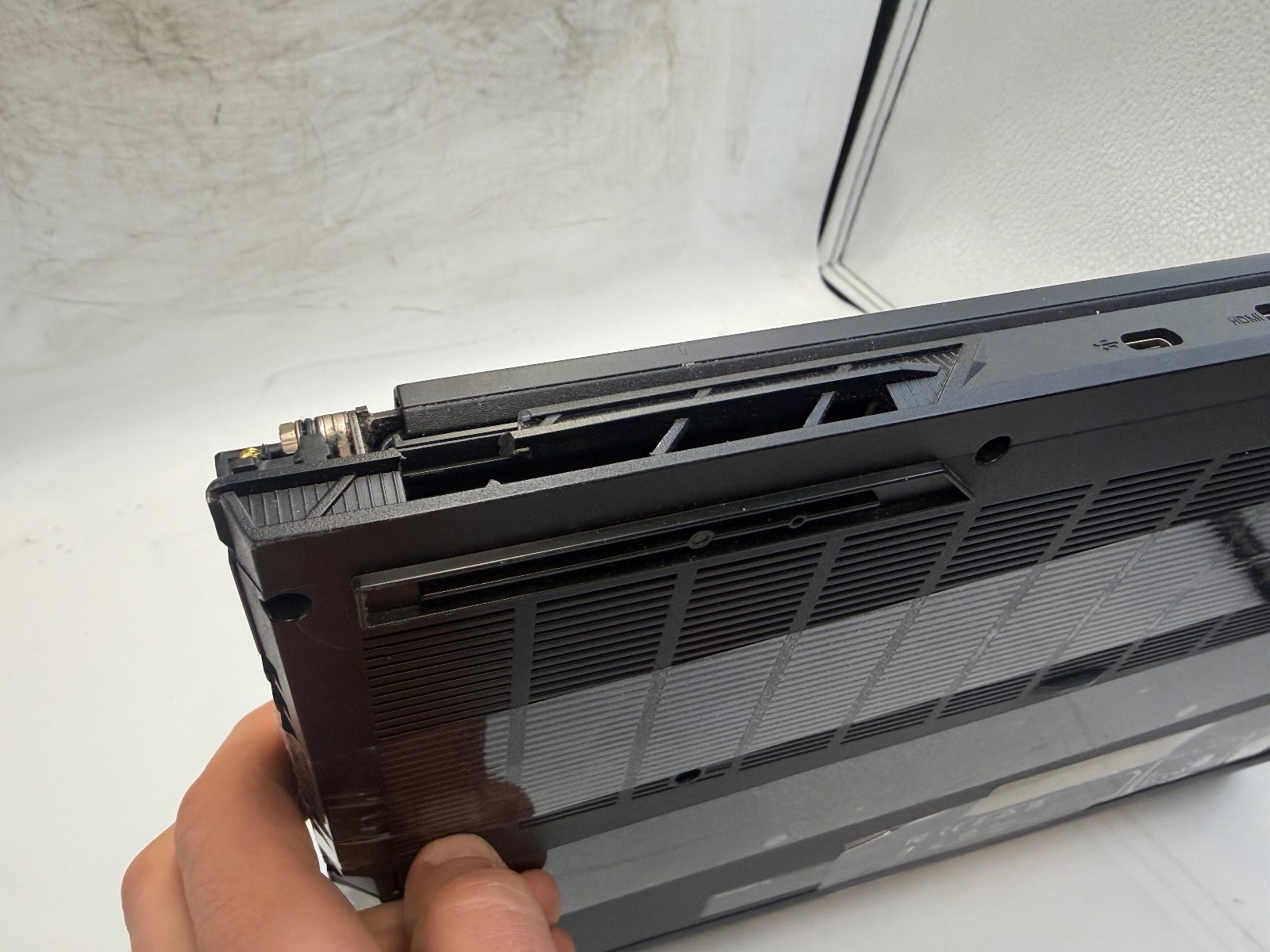 GIGABYTE RC56 | INTEL CORE I7-13620H | power dead / good lcd / PARTS REPAIR