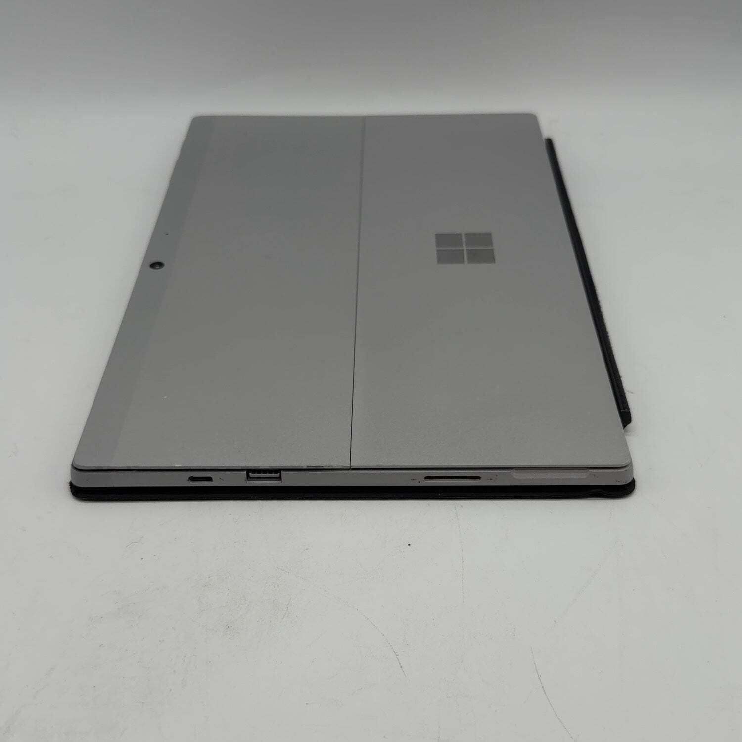 Microsoft Surface Pro 7+ 1961 12.3″ i5-1135G7 2.4GHz 16GB RAM 256GB SSD