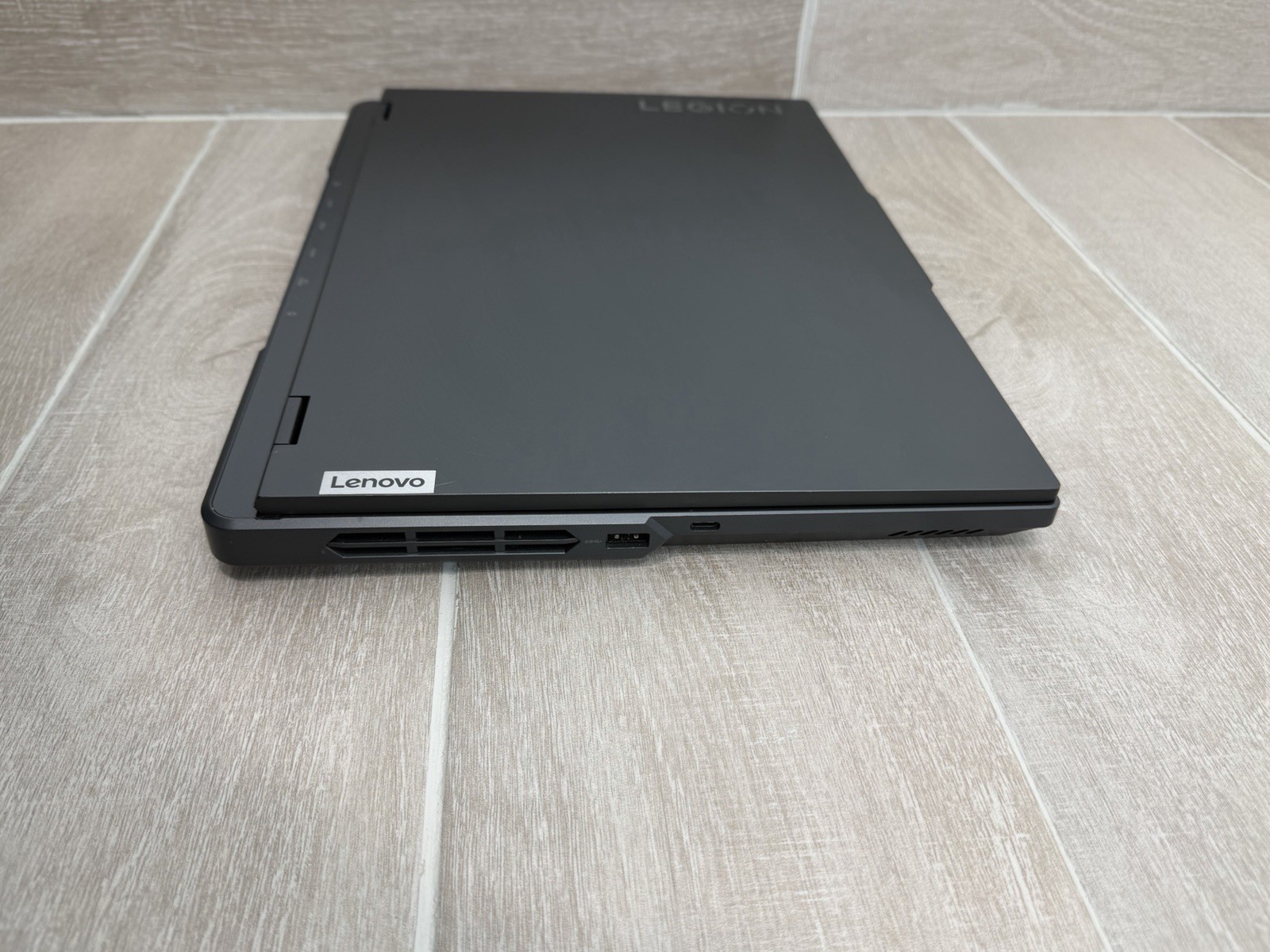 Legion Pro 5 16IRX8 16″ Core i7-13700HX GeForce RTX 4060 16GB RAM 512GB SSD