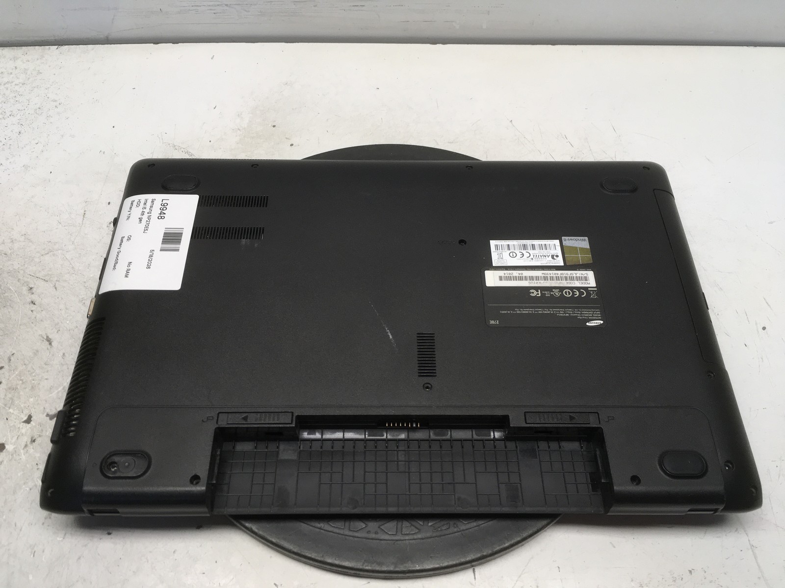 Samsung NP270E5J Intel i5 4th gen No RAM NO HDD No Batt