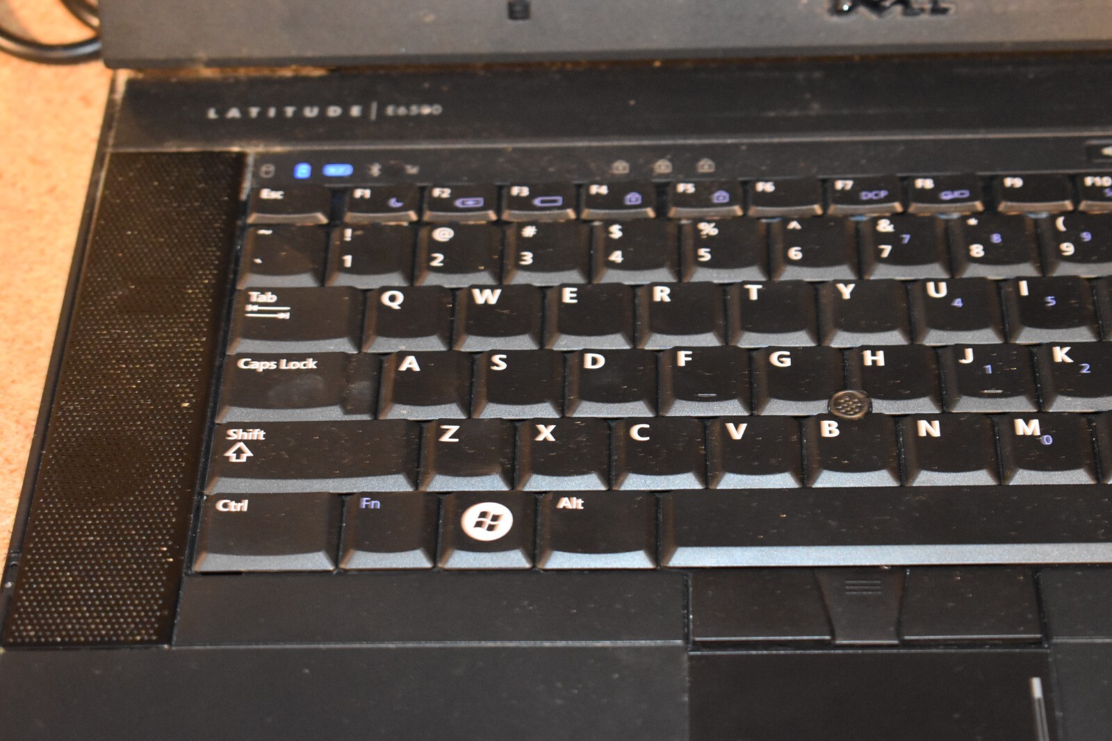 Dell Latitude E6500 Core 2 Duo 2.26GHz 3GB RAM 160GB HDD Windows XP Pro 32-bit