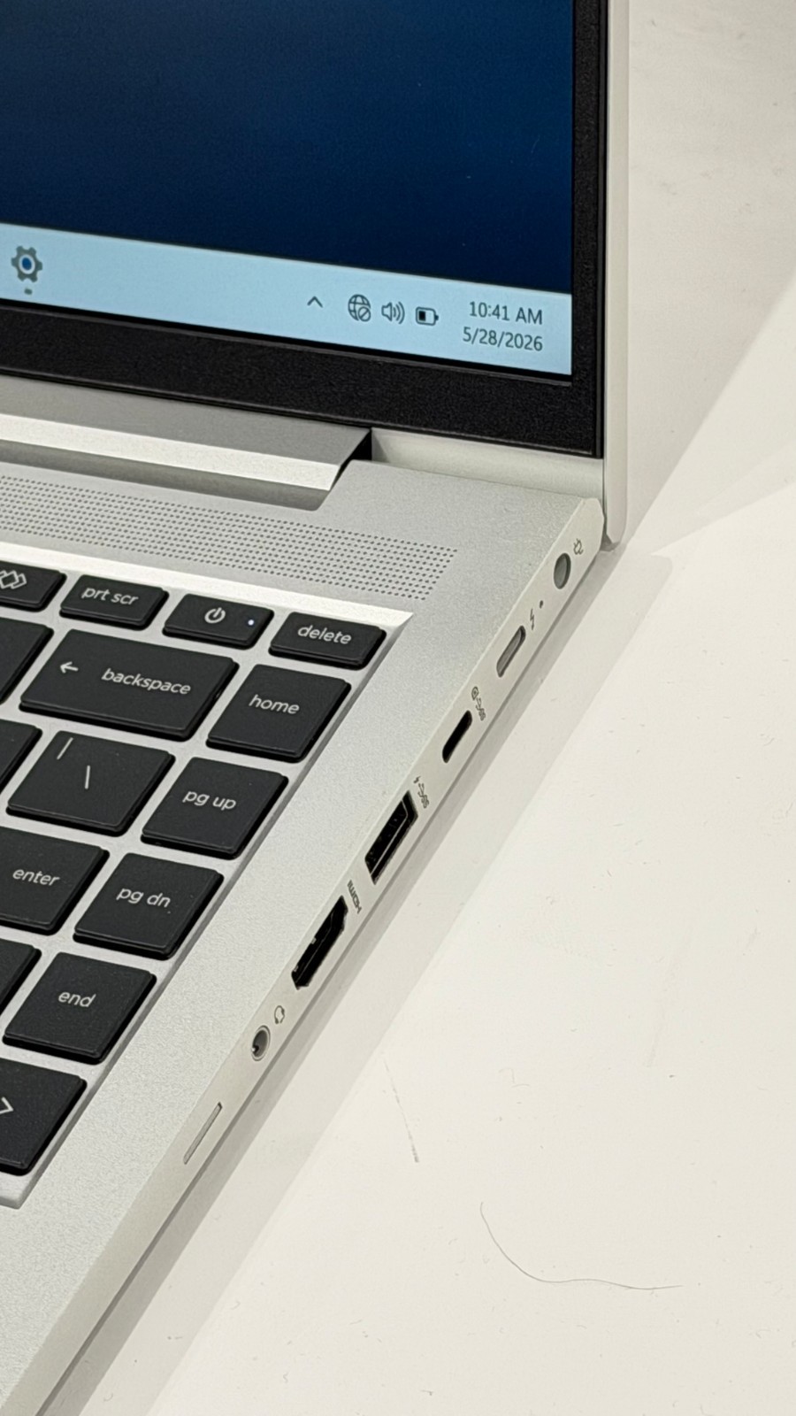 HP EliteBook 640 G10/Intel Core i5-1345U/32GB RAM/512GB SSD/14″ FHD/Win 11 Pro