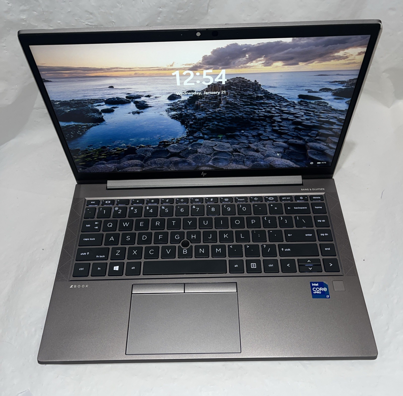 HP Z Book Firefly 14 G8 14″ i7-1185G7@3.0GHz, 16GB RAM, 1 TB M2, W11P *READ*