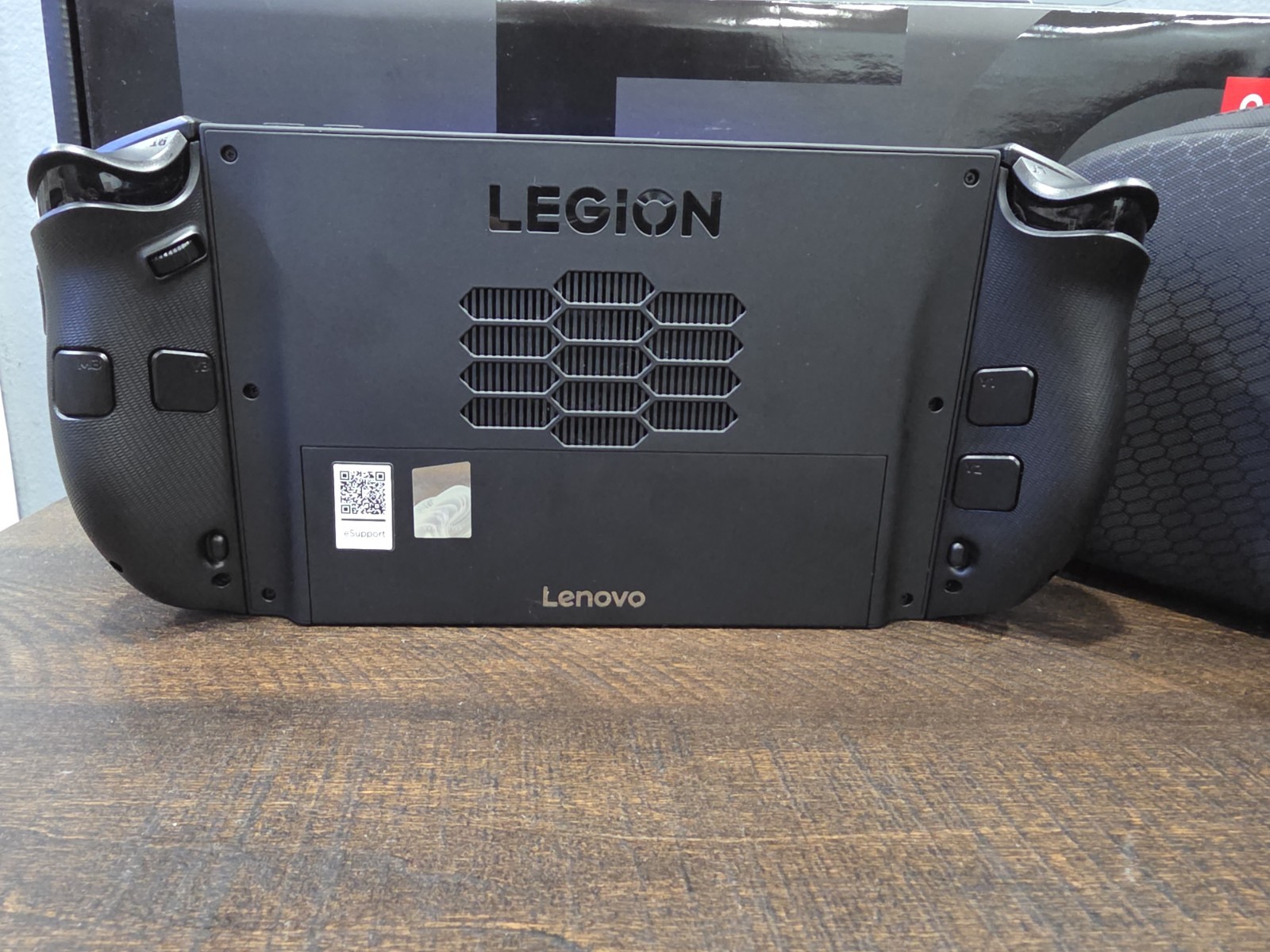 Lenovo Legion Go 2 8.8″ 144Hz OLED AMD Ryzen Z2 Extreme 32GB 1TB – NEW OPEN BOX
