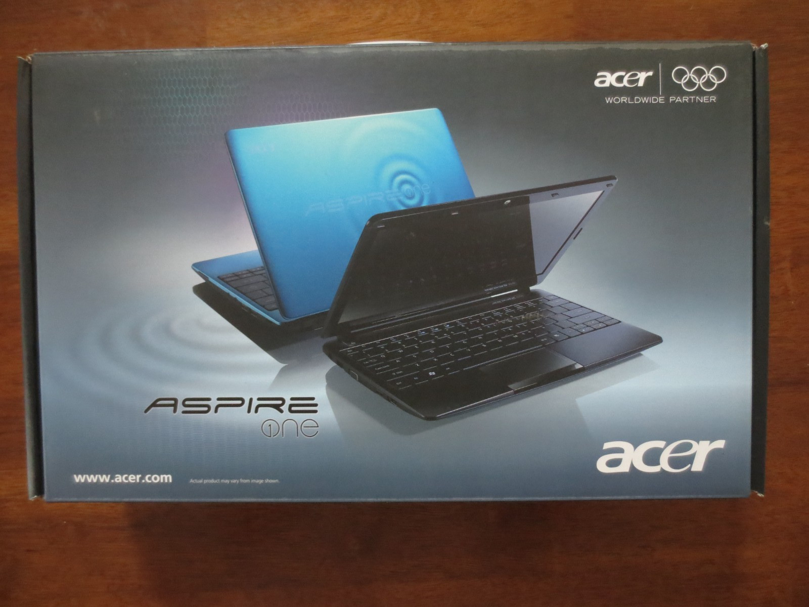 Acer-Aspire One 722-BZ848 500GB HDD with Charger and Box 11.6″ HD LED LCD