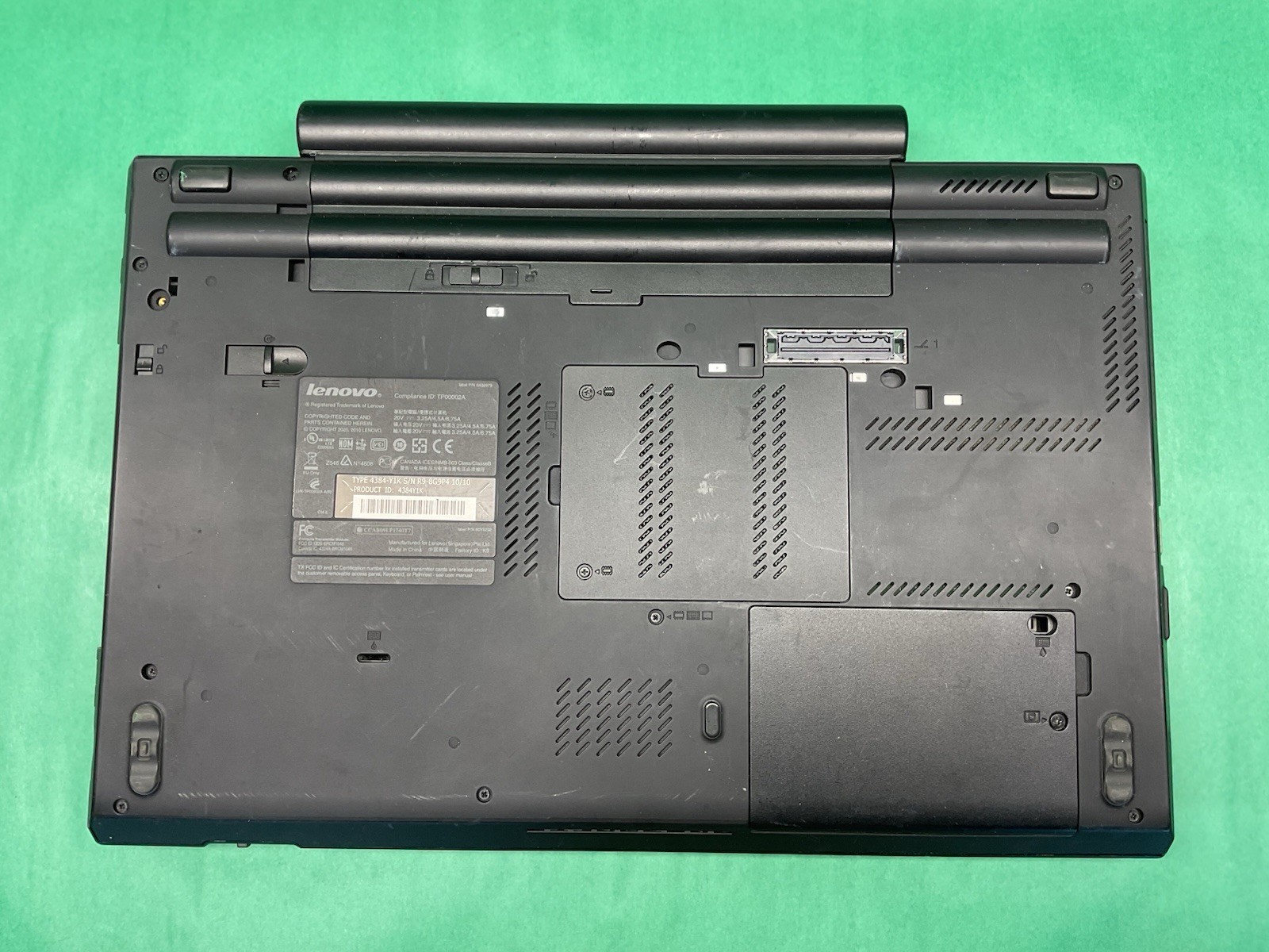 Lenovo ThinkPad T510 Intel i5 – Powers On – NO HARD DRIVE- Untested