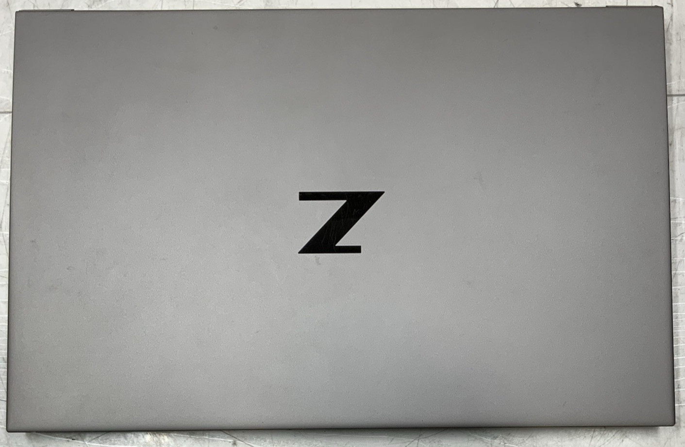 HP ZBook Studio G7 | Intel i7-10850H 512GB NVMe 32GB DDR4 Quadro T2000 W10P