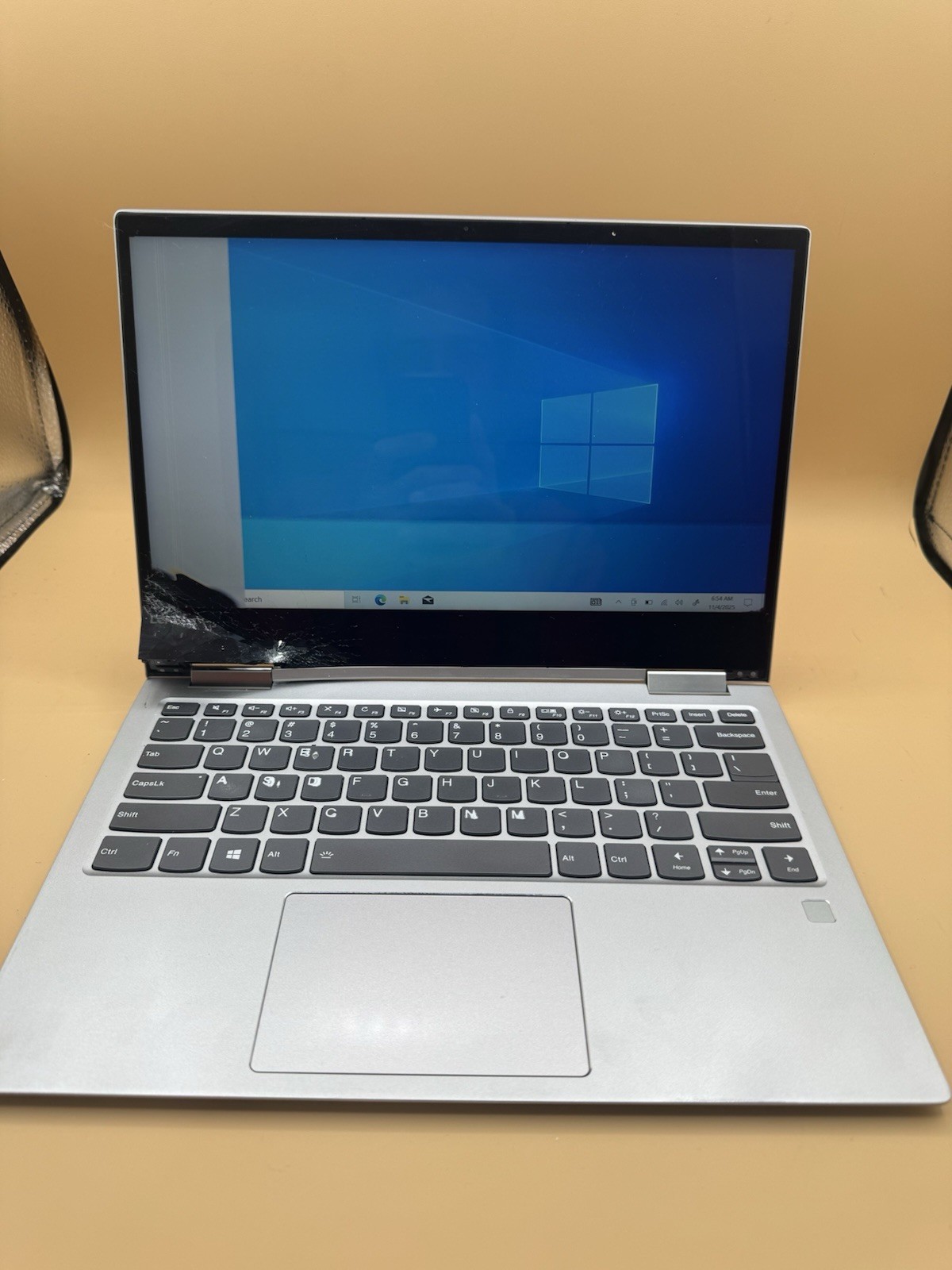 Broken Lenovo Yoga 730-13IKB 13.3″ i5-8250U 8GB RAM 256GB SSD