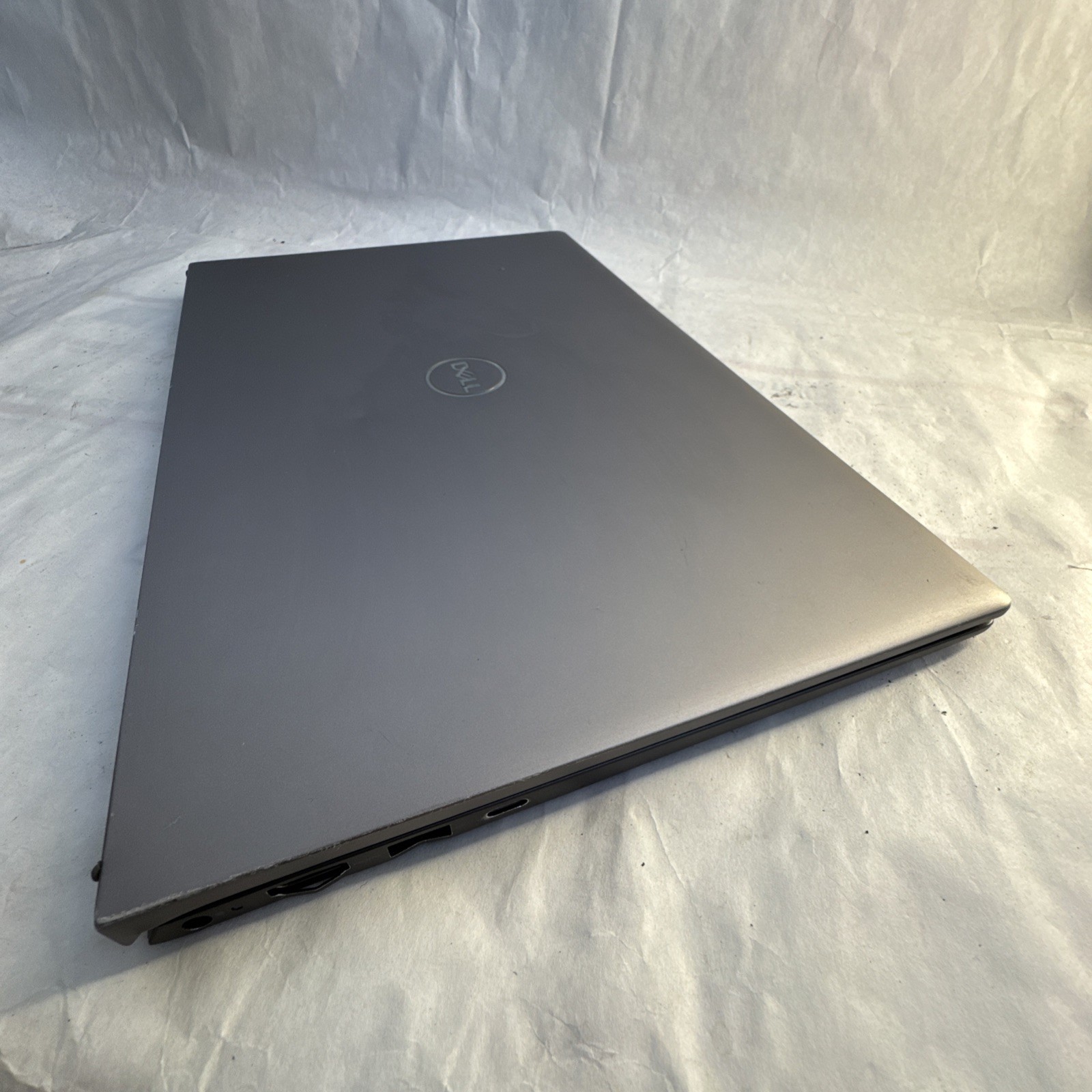 Dell Vostro 14 5410 14″ Intel Core i7-11390H @3.4GHz 16GB RAM 512GB SSD W11P