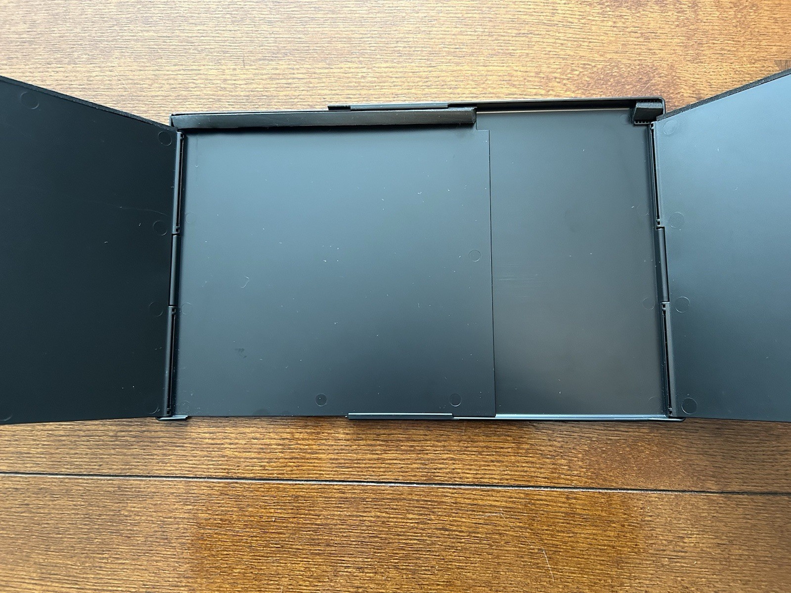 VIZOR Laptop Sun Shield – Adjustable, Portable, Universal Fit See Description
