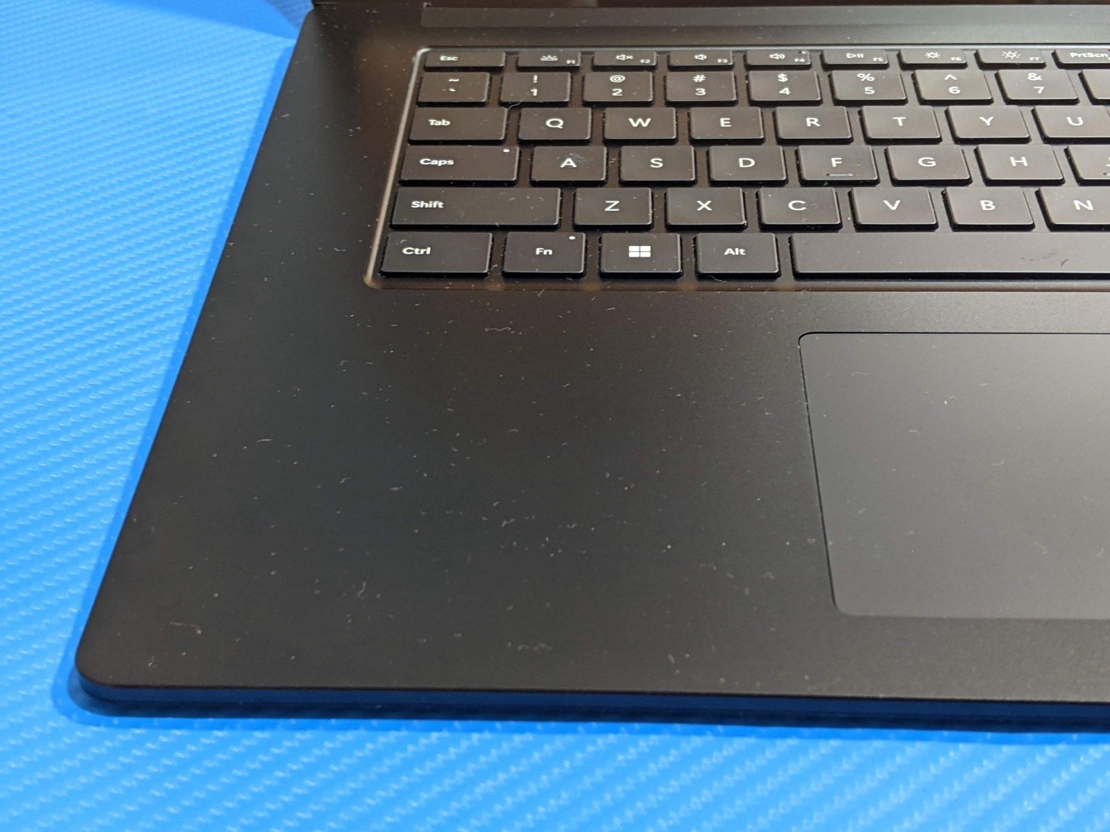 MS Surface Laptop 5 1979 15″ 2496×1664 TOUCH i7-1265U 2.7GHz 32GB 1TB Win 11Pro