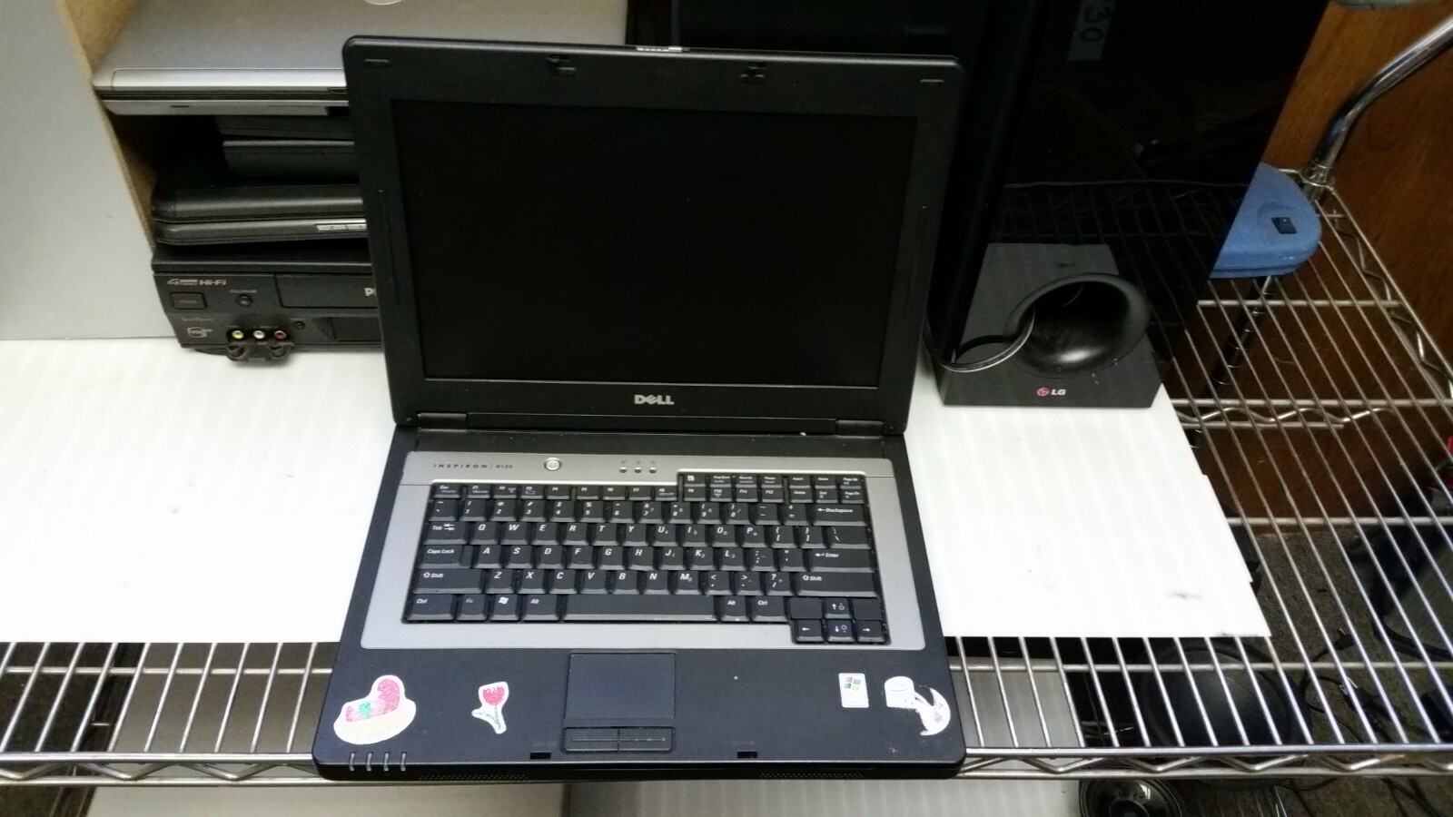 Dell Inspiron B120 Windows XP Laptop *PARTS ONLY*