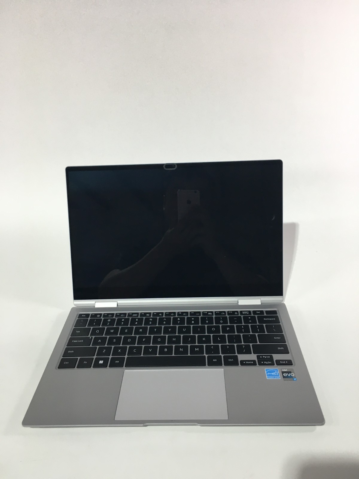 Samsung Galaxy Book2 Pro 360 2-in-1 13.3” i7-1260P 16GB 512GB SSD Silver