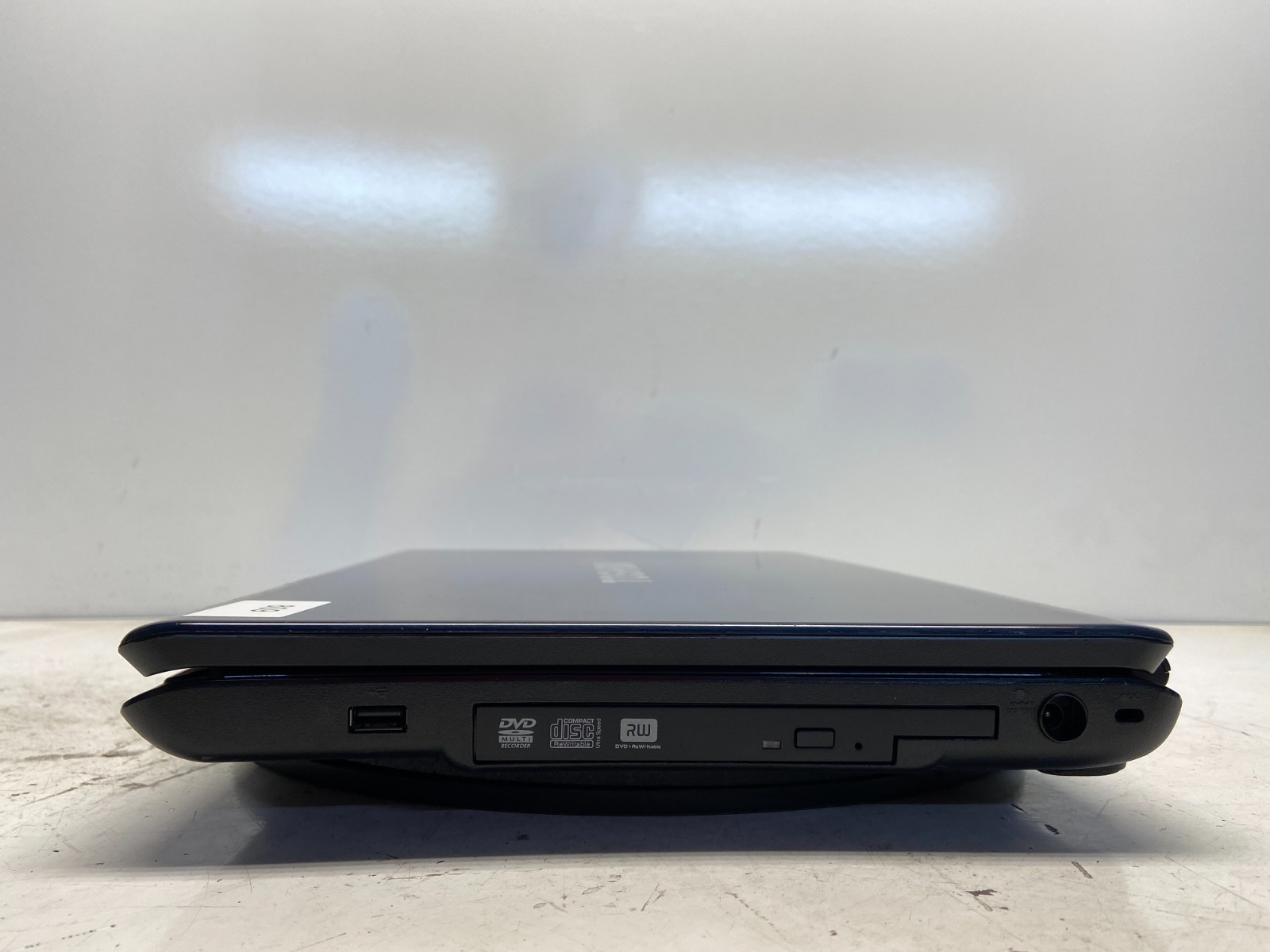 Toshiba Satellite L305D-S5934 AMD Turion X2 RM-70 2GHz 1 GB NO HDD