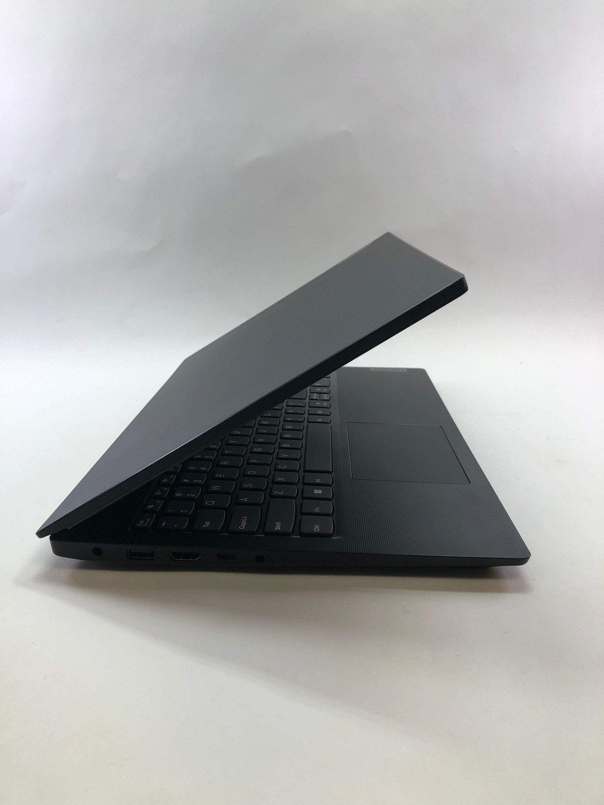 Lenovo V15 G4 IRU 15.6″ i3-1315U 1.2GHz 8GB RAM 256GB SSD