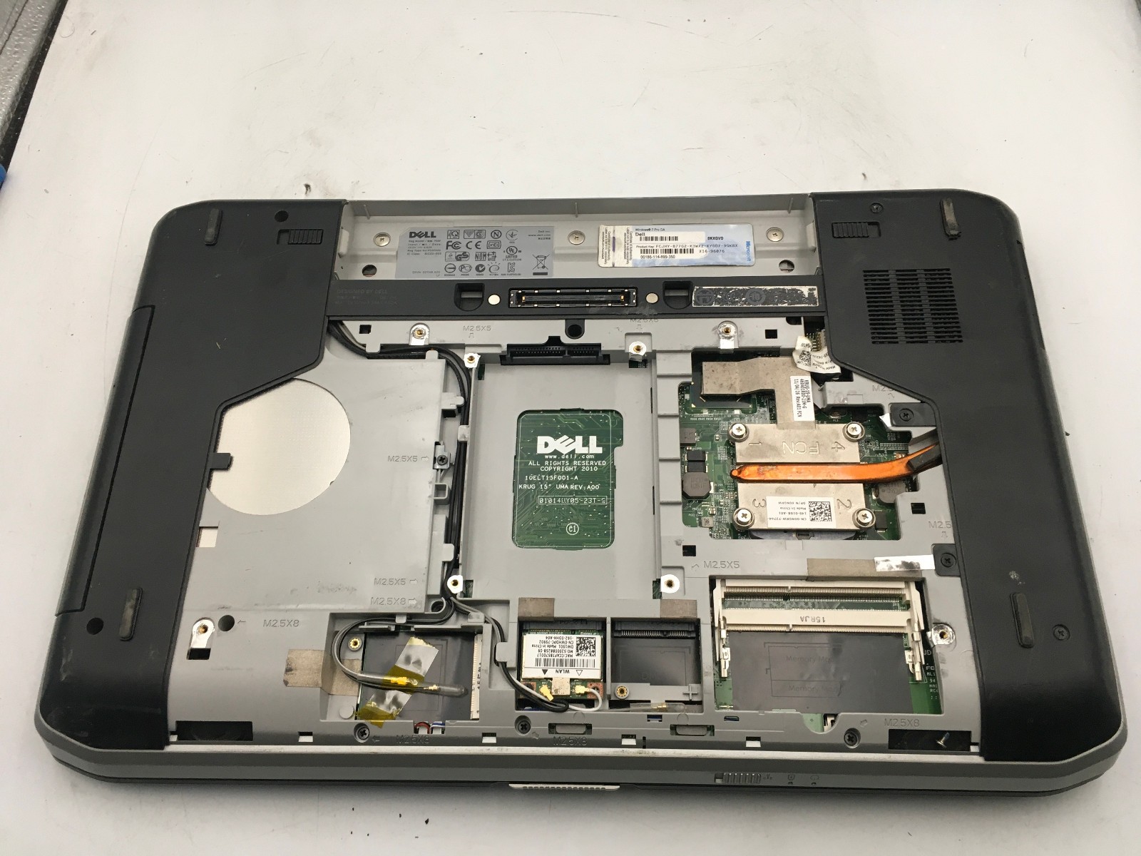 DELL LATITUDE E5520 – BOOTS TO BIOS – INTEL I5 2540 – NO RAM – READ DESCRIP -BB