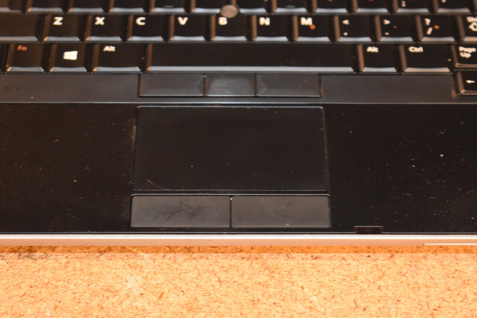 Dell Latitude E6430 Intel Core i5-3320M 4GB RAM 320GB HDD Windows XP Pro Webcam