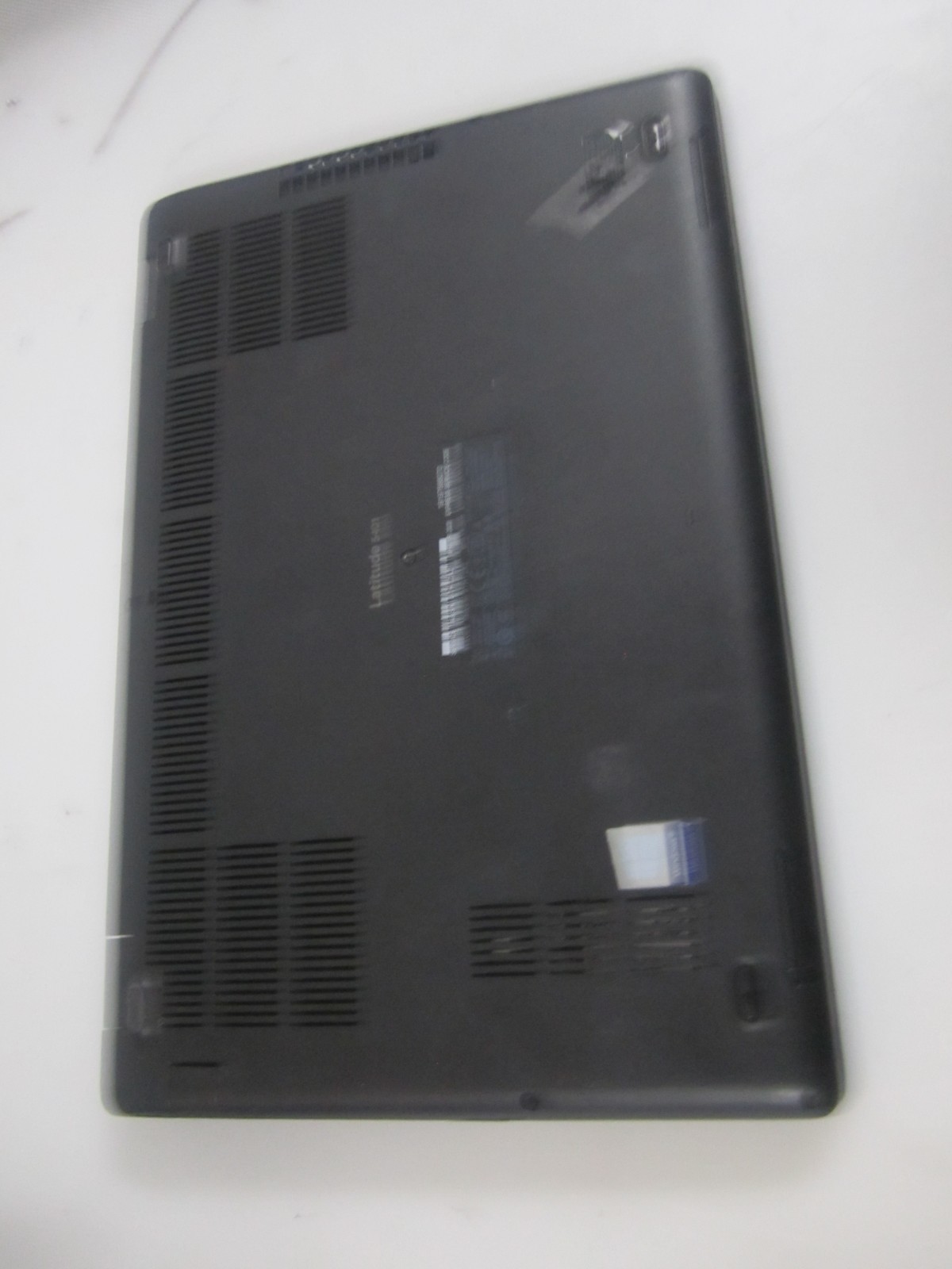Dell Latitude 5401 14″ i5-9400H 2.5GHz 16GB/240GB m2SSD Laptop +AC NOOS READ_