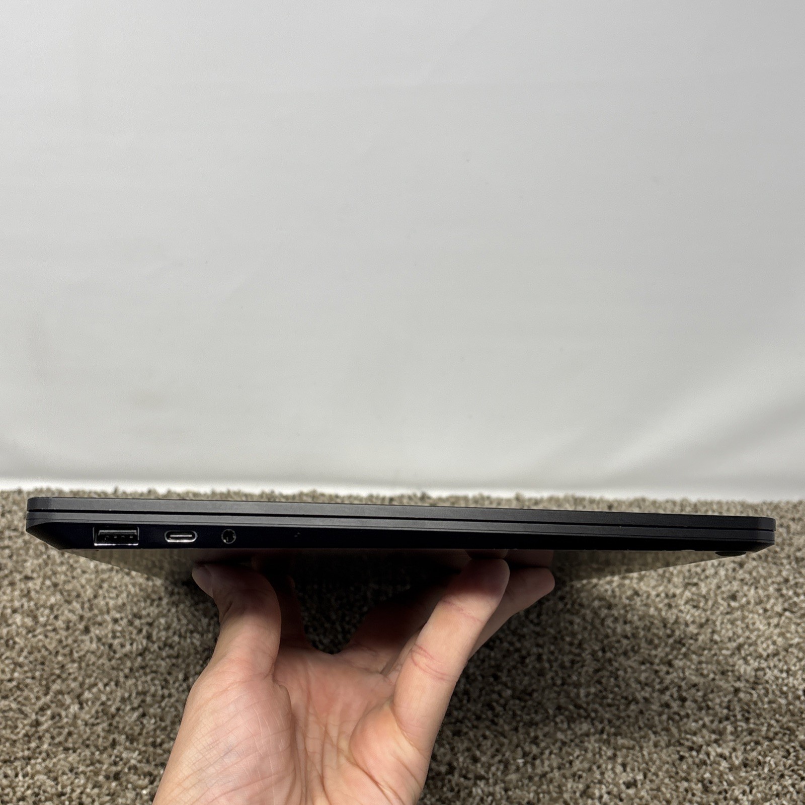 Surface Laptop 4 13.5″ 1951 Intel Core-i7-1185G7 32GB RAM 1TB NVMe – Touch W/ AC