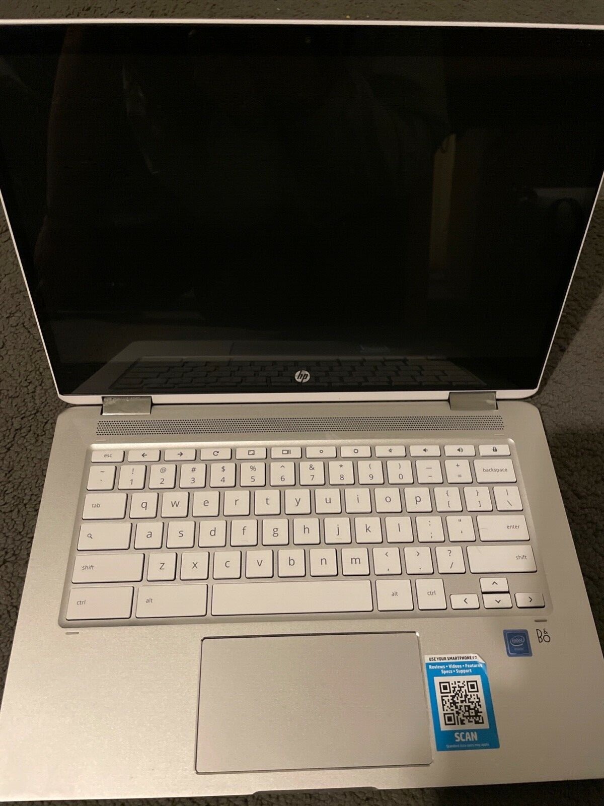 HP 14a-na0020nr 14 inch (32GB, Intel Celeron, 1.10GHz, 4GB) Chromebook – White –
