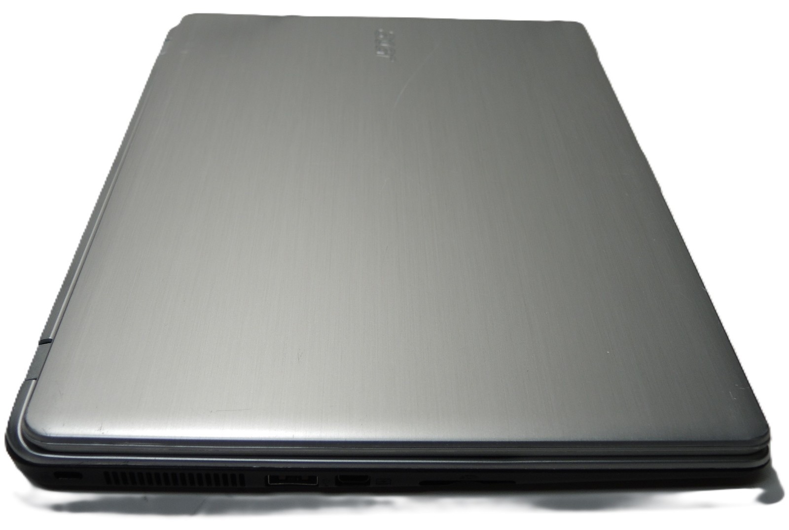Acer Aspire V5-122P-0408 Laptop (NON-FUNCTIONAL, PARTS ONLY)