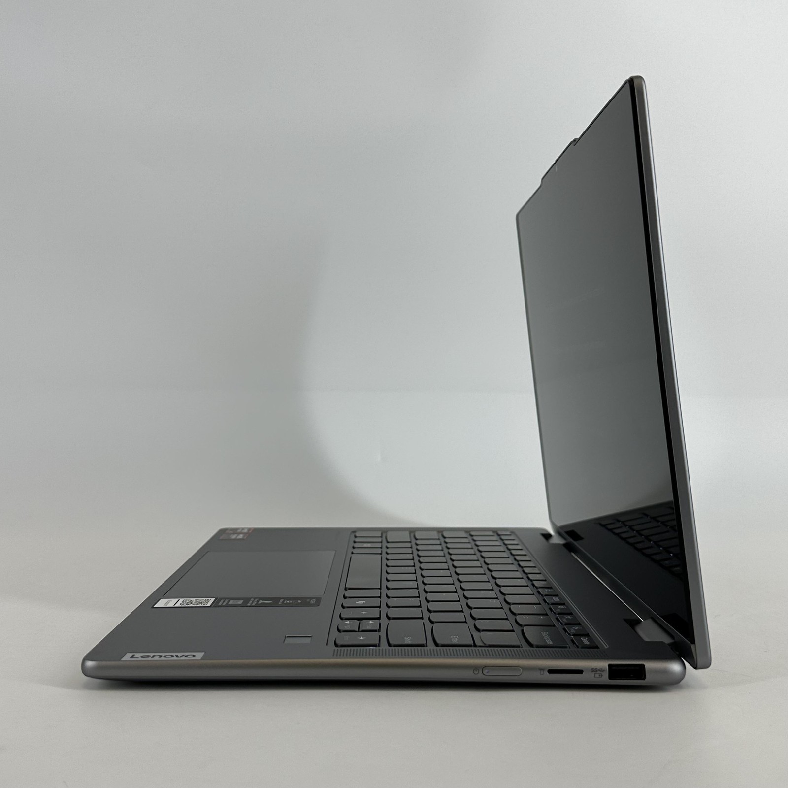 Lenovo Yoga 7 14 Gray FHD+ TOUCH 3.5 GHz Ryzen 5 8640HS 8GB 512GB SSD Excellent