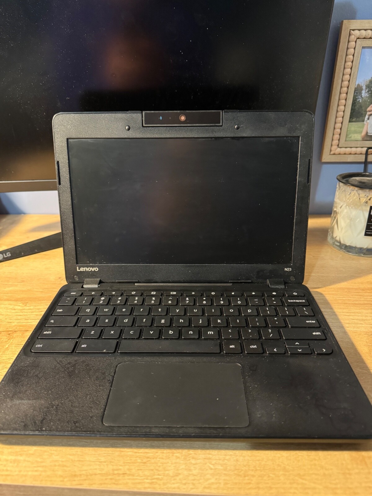 Great Lenovo Laptop: N23 Chromebook 11.6″ HDMI Webcam With Charger