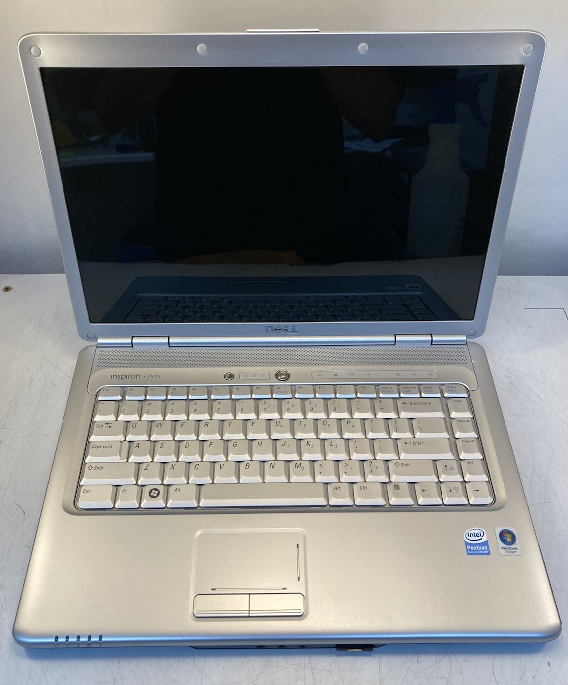 DELL Inspiron 1525 Intel Celeron 1.86GHz | 2GB RAM | NO HDD/OS – Boots to Bios