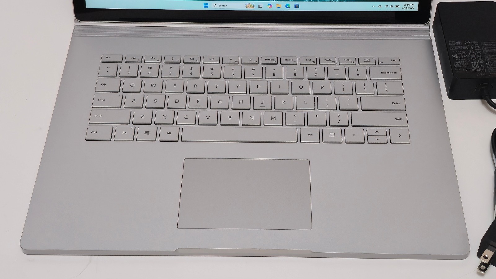 Surface Book 3 15″ (1899) i7-1065G7 32GB RAM 1TB SSD GTX 1660 GPU 6GB GDDR6