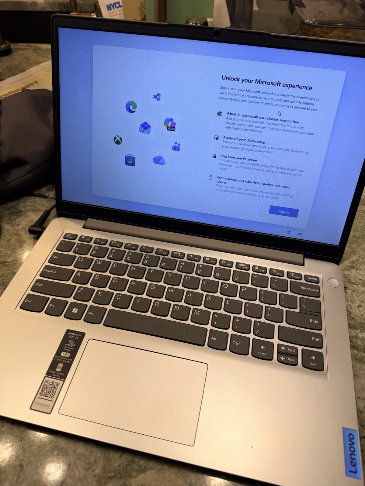Lenovo IdeaPad 1 14IGL7 Laptop Type 82V6 EUC!