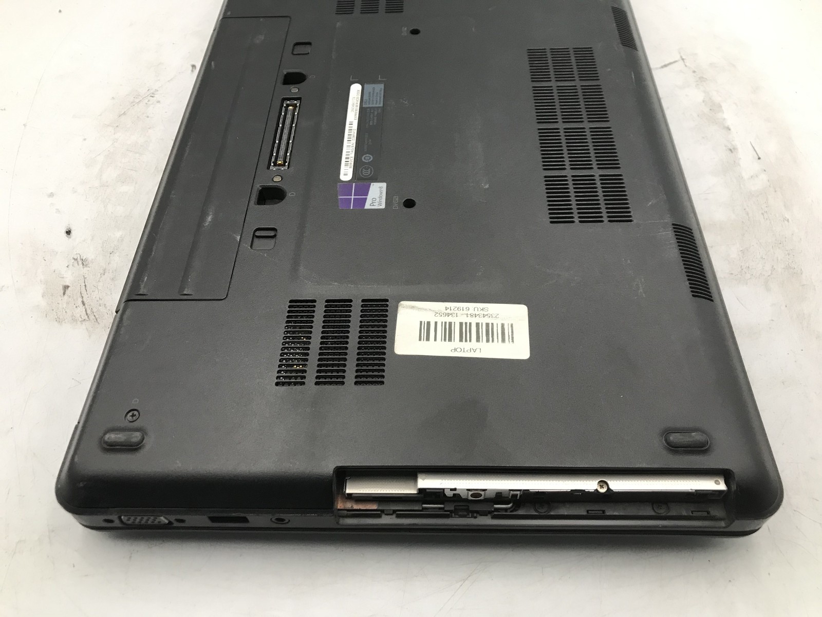 DELL LATITUDE E5540 – FOR PARTS/REPAIR – INTEL I3 4TH GEN – NO RAM -READ DESC-BB