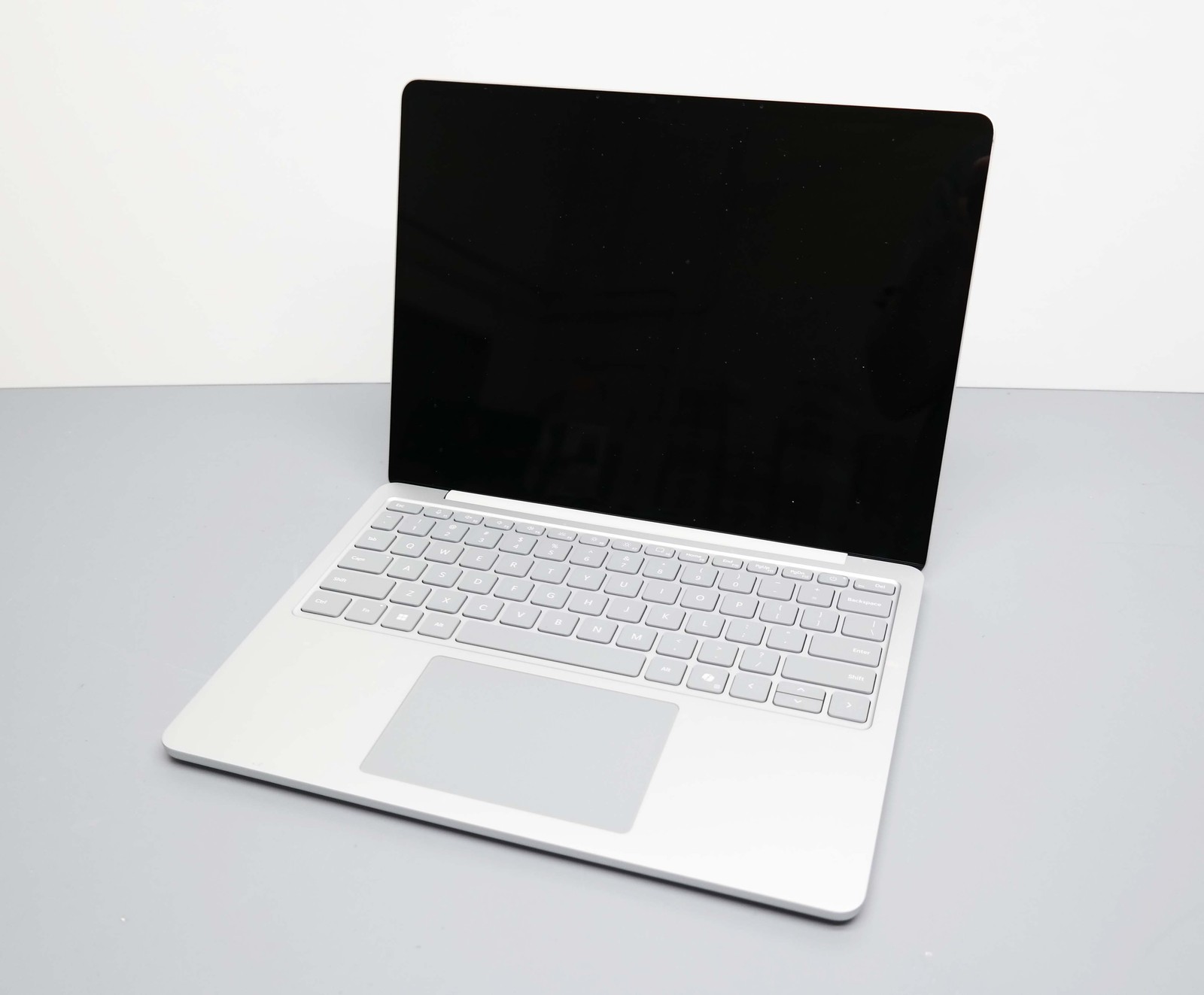 Microsoft Surface Laptop 13″ 1st Gen Copilot+ PC Snapdragon X Plus 16GB
