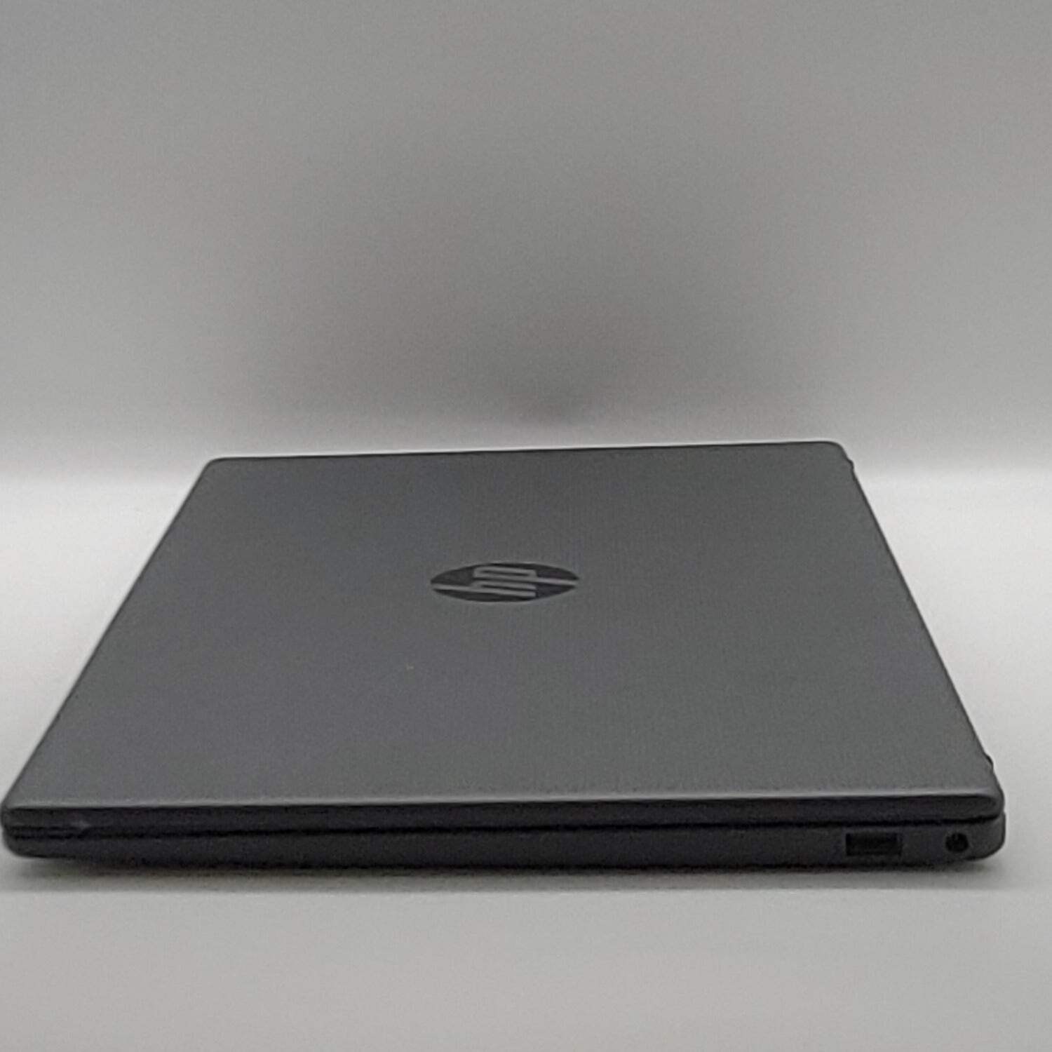 HP Laptop 15-FD0XXX 15″ i5-120u 1.4GHz 16GB RAM 512gb SSD SSD