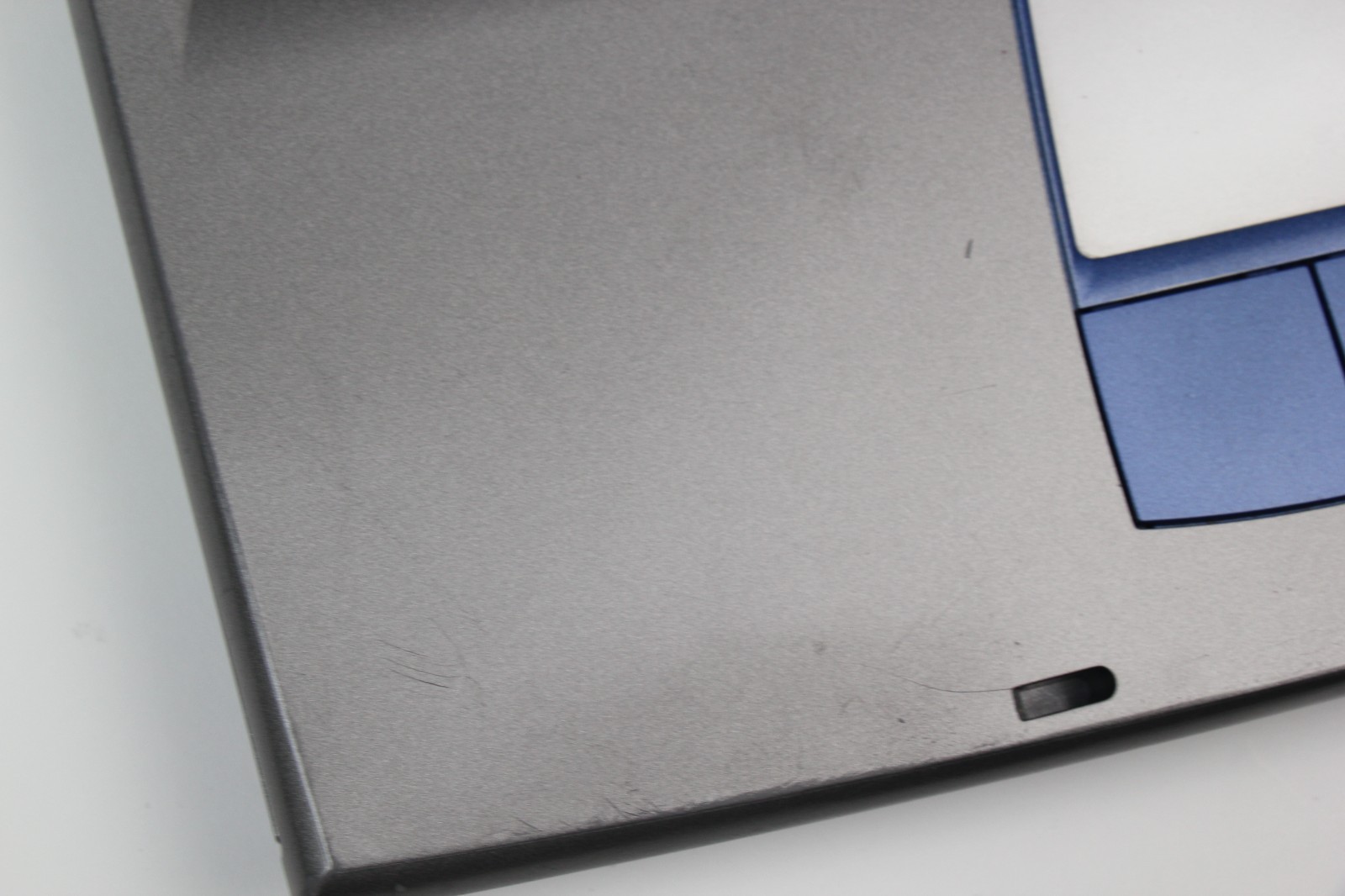 Dell Inspiron 5100 Retro Gaming WinXP Laptop – 2.66GHz P4, 384MB RAM, ATI 7500