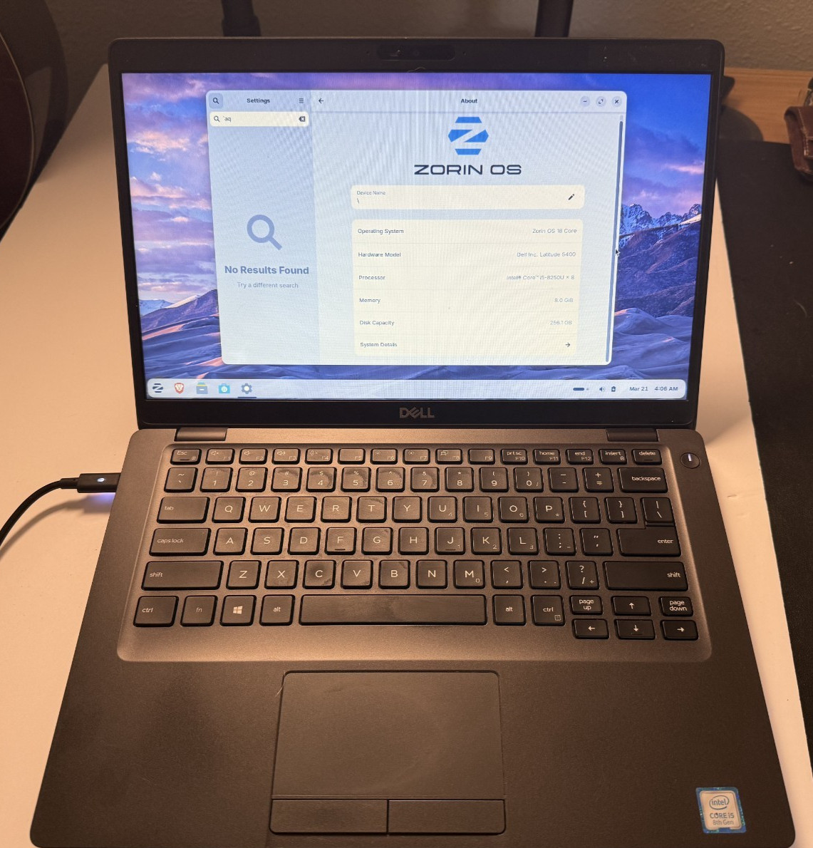 Dell Latitude 5590-i5-8250 -8GB RAM-256GB Zorin OS 18 Core