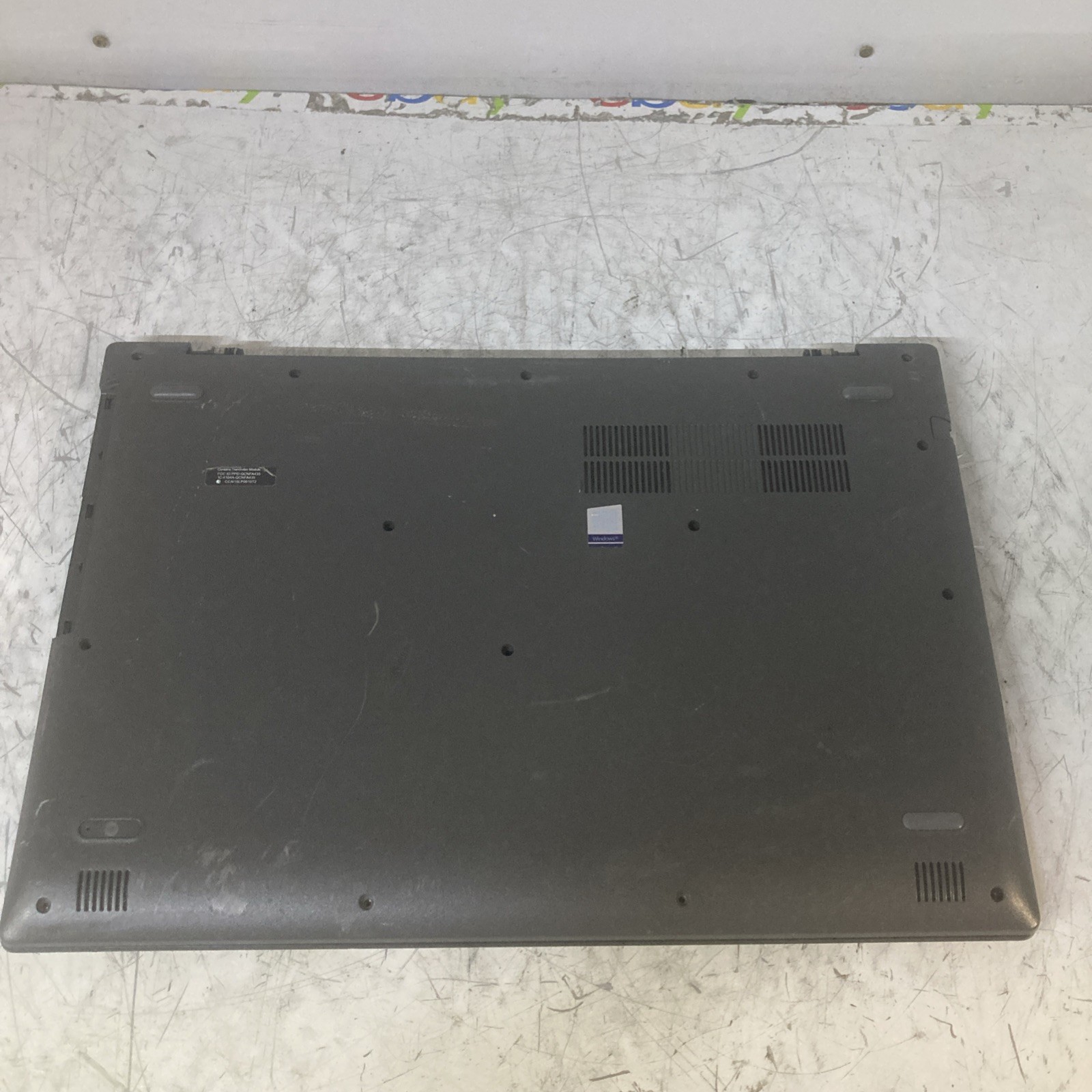 Lenovo IdeaPad 330 unknown cpu NO OS/HDD 4GB no power