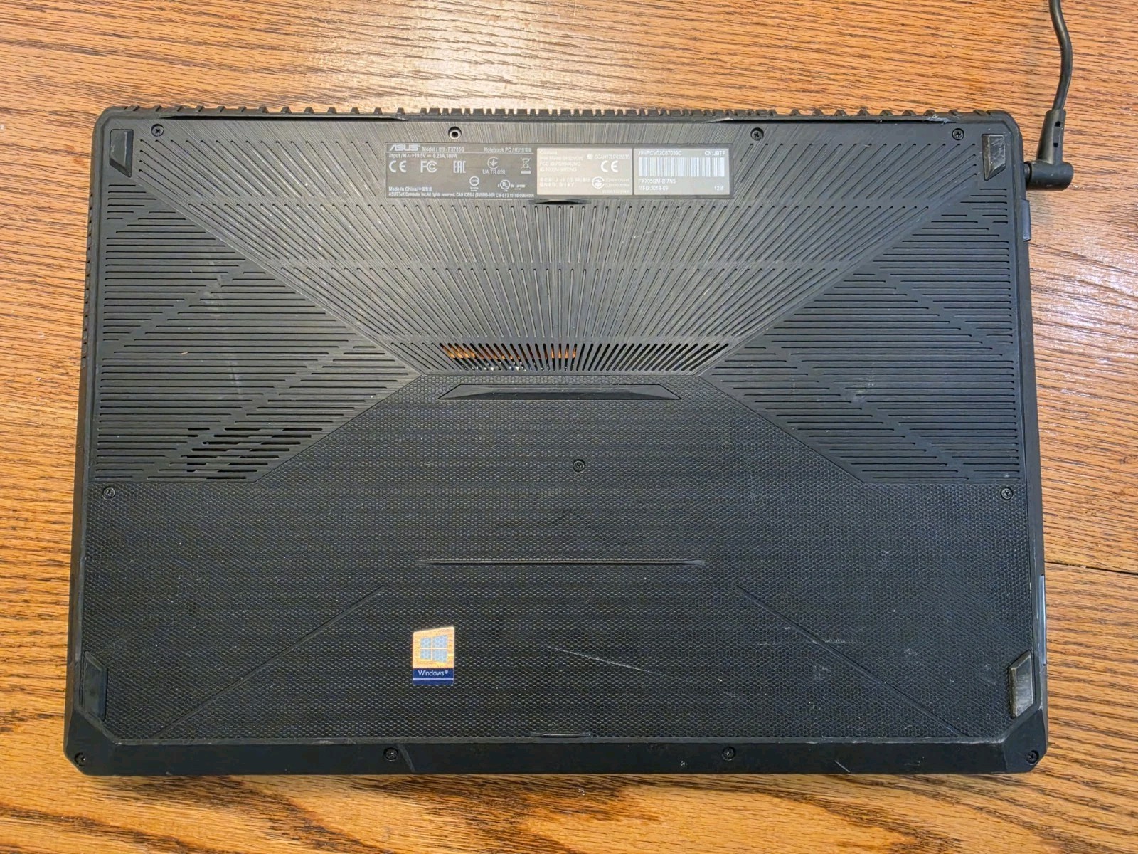 Asus TUF A17 FX705G 17.3″ i7-8750H 2.2GHz 16GB RAM 512GB SSD GeForce GTX 1060