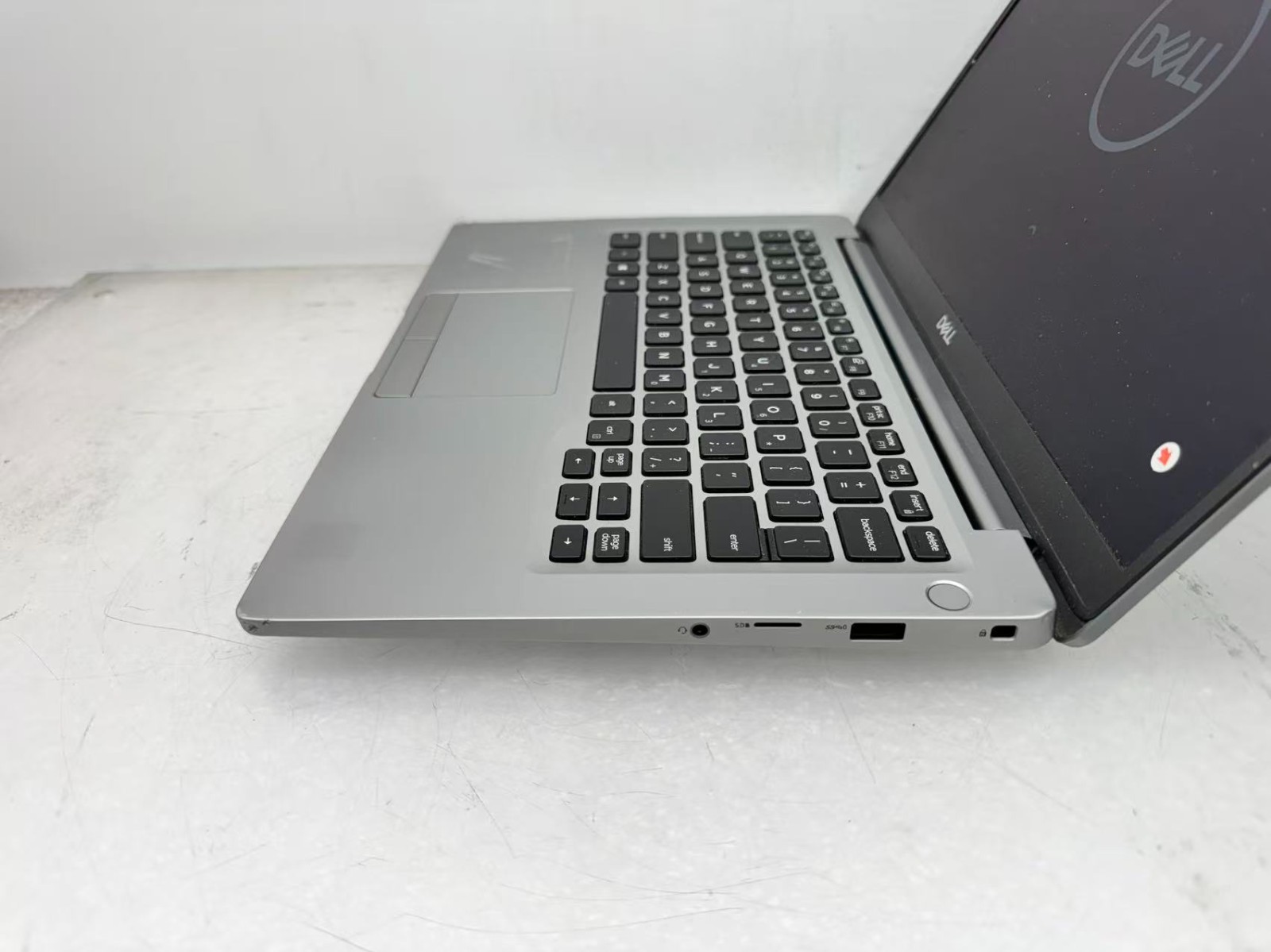 Dell Latitude 7400 14″ FHD i7-8665U@1.9GHz 16GB RAM 256 SSD Windows 11 *Read*