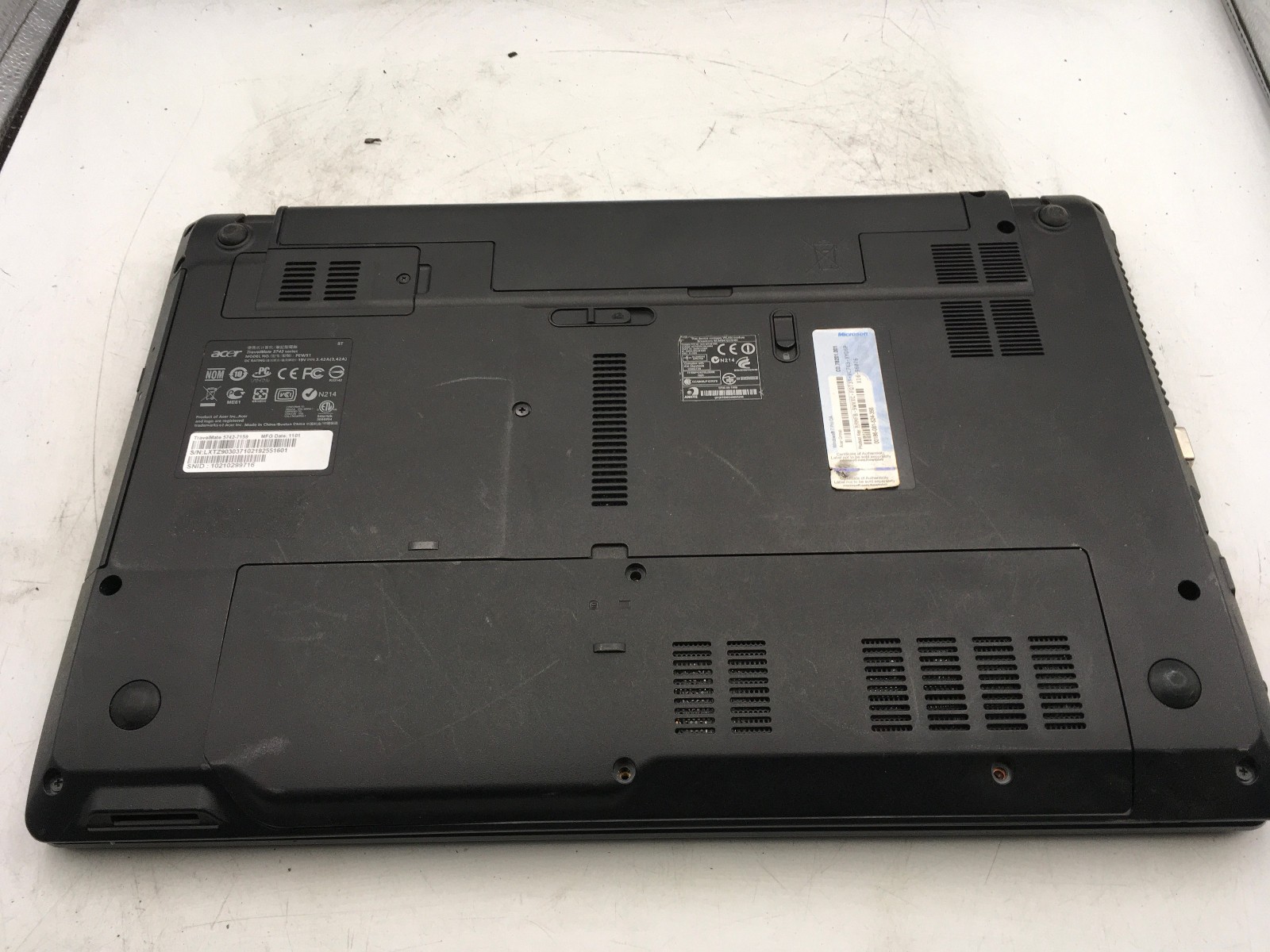 ACER TRAVELMATE 5742 7159 – FOR PARTS/NO POWER – Intel Core i3 380M – 4GB RAM-BB
